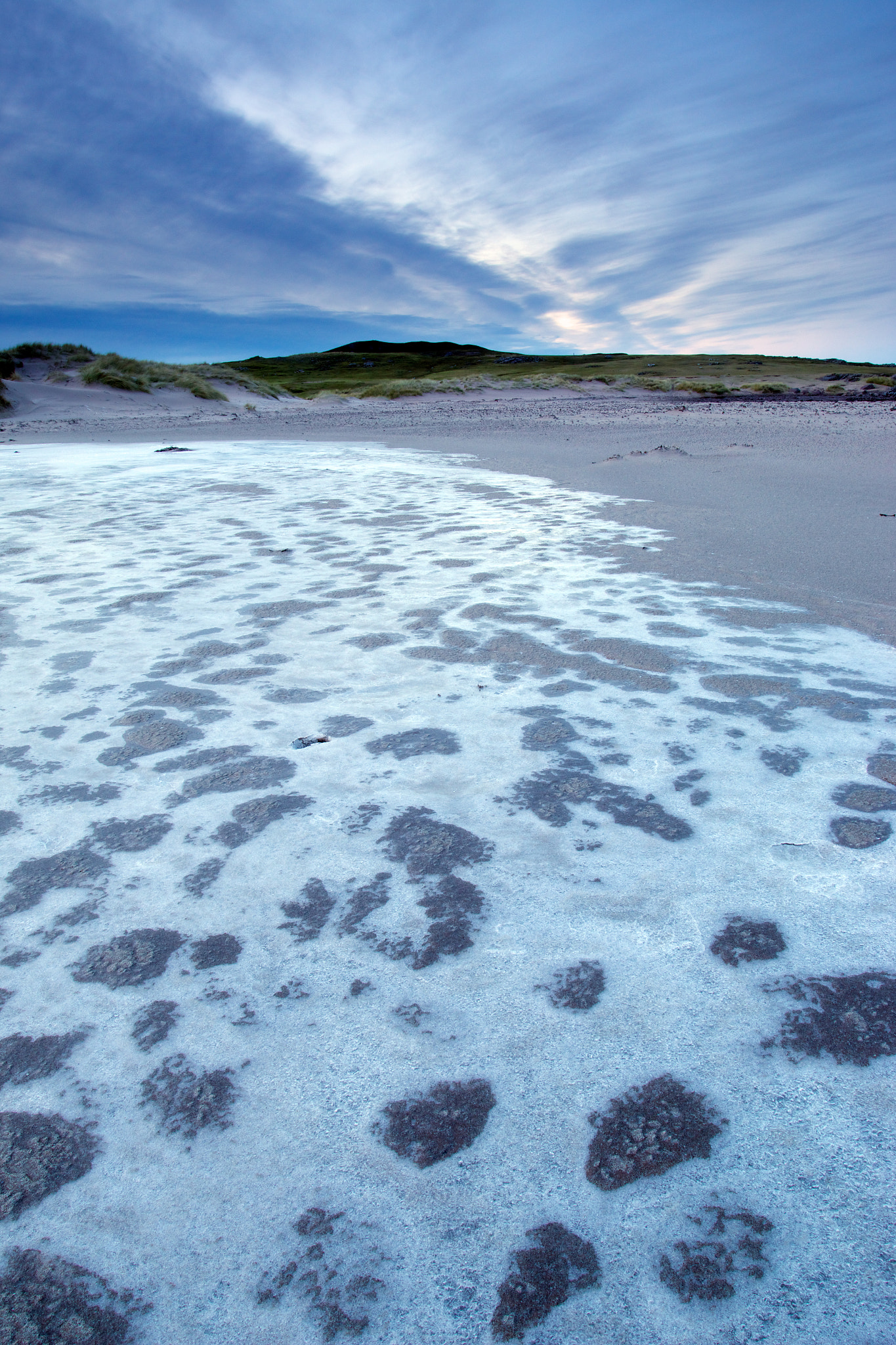 Canon EOS 70D + Canon EF 17-40mm F4L USM sample photo. Frozen beach photography