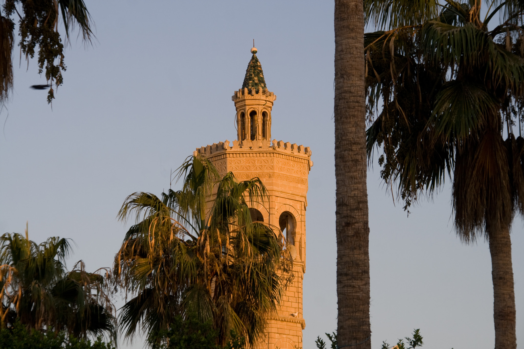 Sigma 18-200mm f/3.5-6.3 DC OS sample photo. Mosque photography
