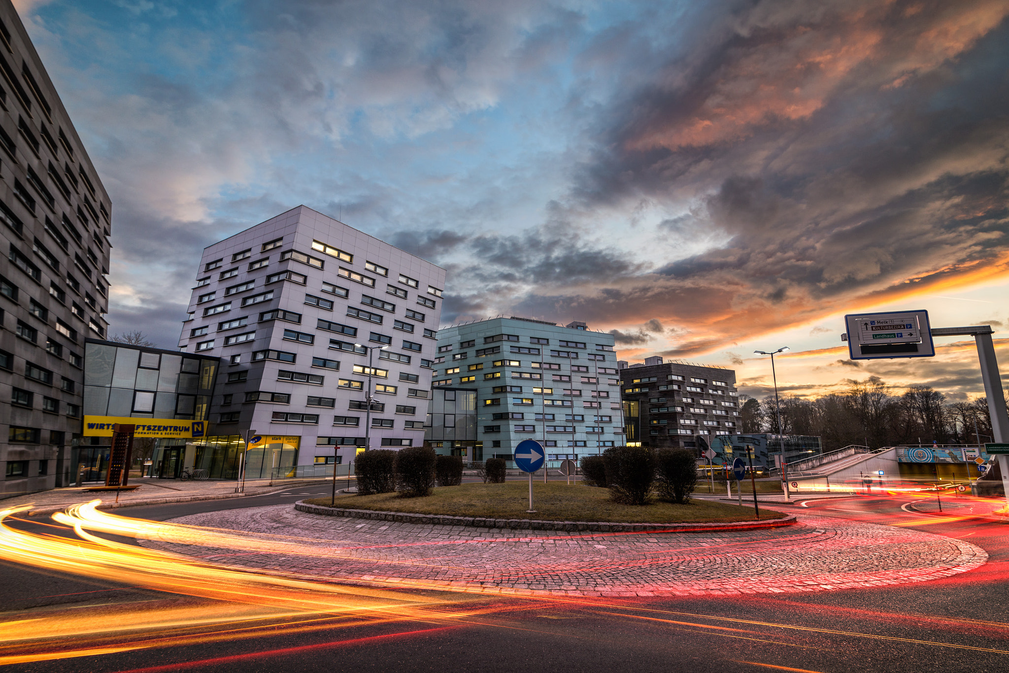 Nikon D800 + Tokina AT-X 16-28mm F2.8 Pro FX sample photo. Driving in circles photography