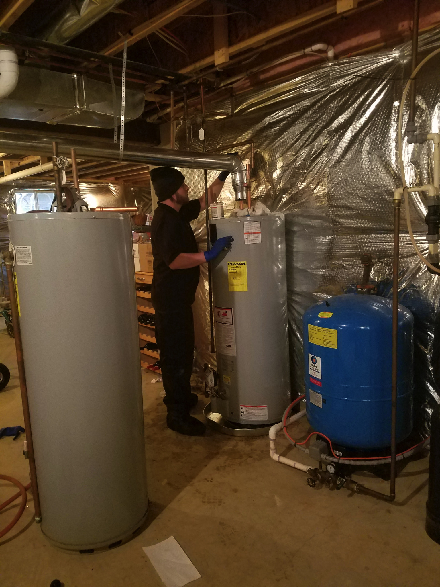 Hot Water Heater Repairs in Leesburg by iPlumb