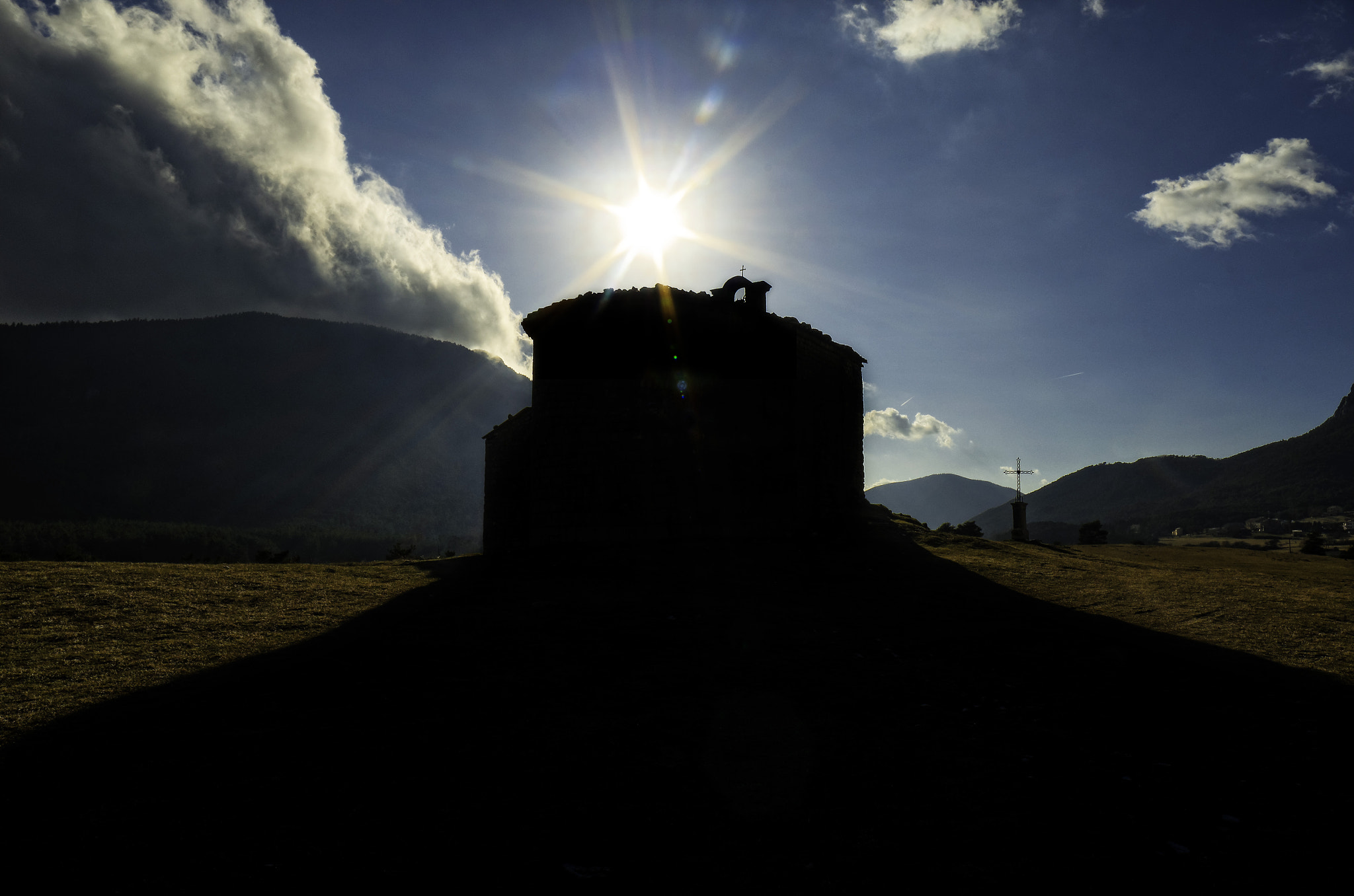 Samyang 14mm F2.8 ED AS IF UMC sample photo. Church of seranon village photography