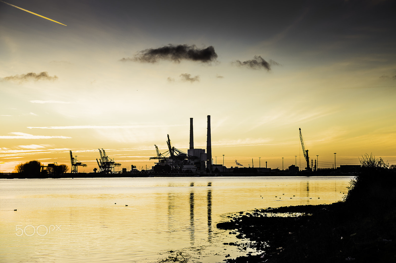 Sigma 17-70mm F2.8-4 DC Macro HSM sample photo. Industrial sunset. photography