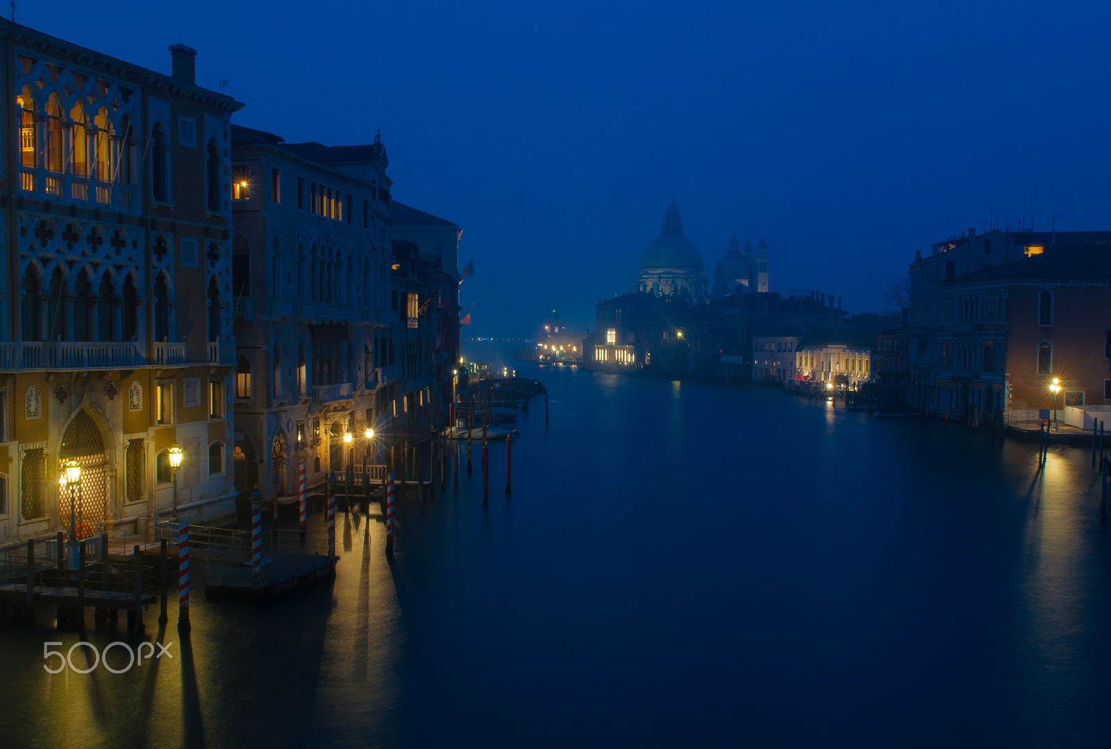 Nikon AF-S Nikkor 24-70mm F2.8G ED sample photo. Venice accademia bridge blues photography