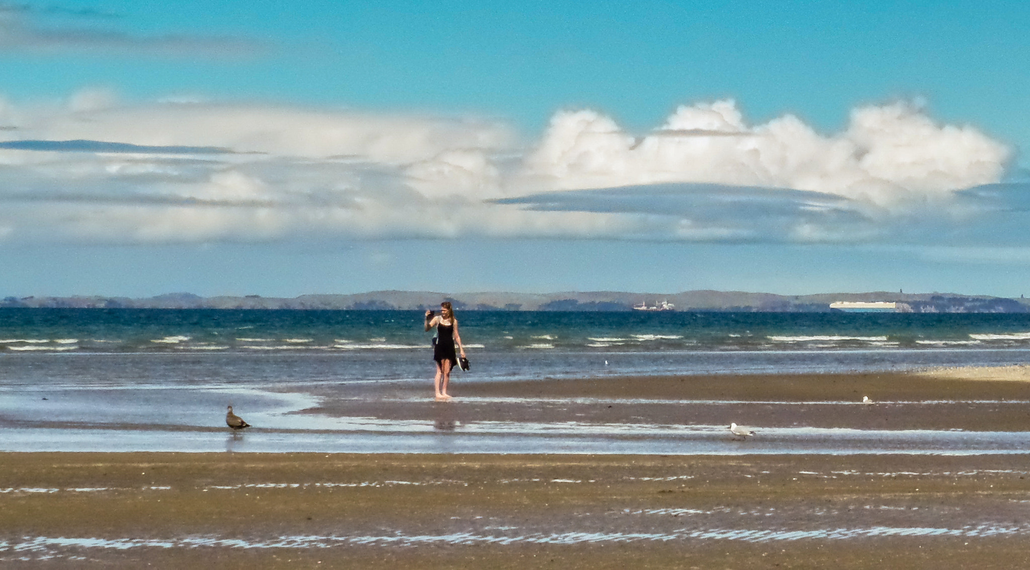 Samsung WB250F/WB251F/WB252F sample photo. Beach lady photography