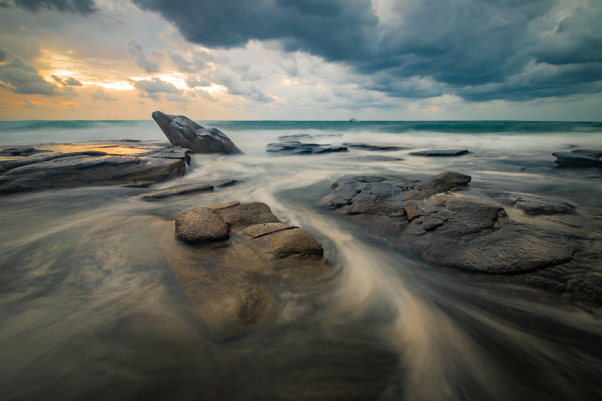 Sigma 10-20mm F3.5 EX DC HSM sample photo. Flow photography