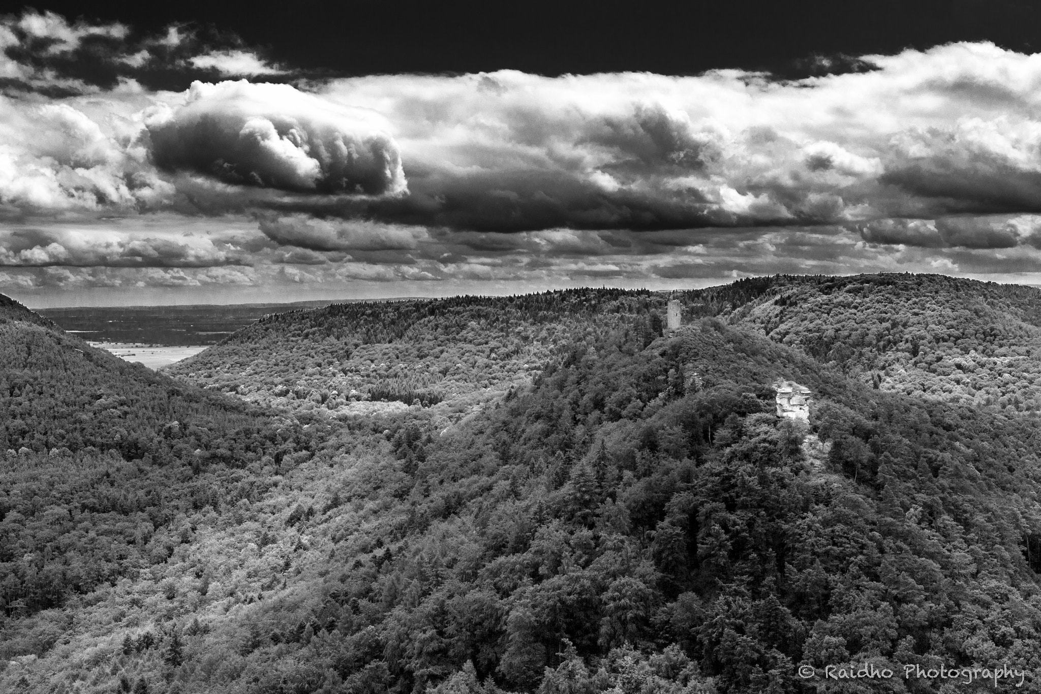 Canon EOS 650D (EOS Rebel T4i / EOS Kiss X6i) sample photo. Monochrom landscape photography