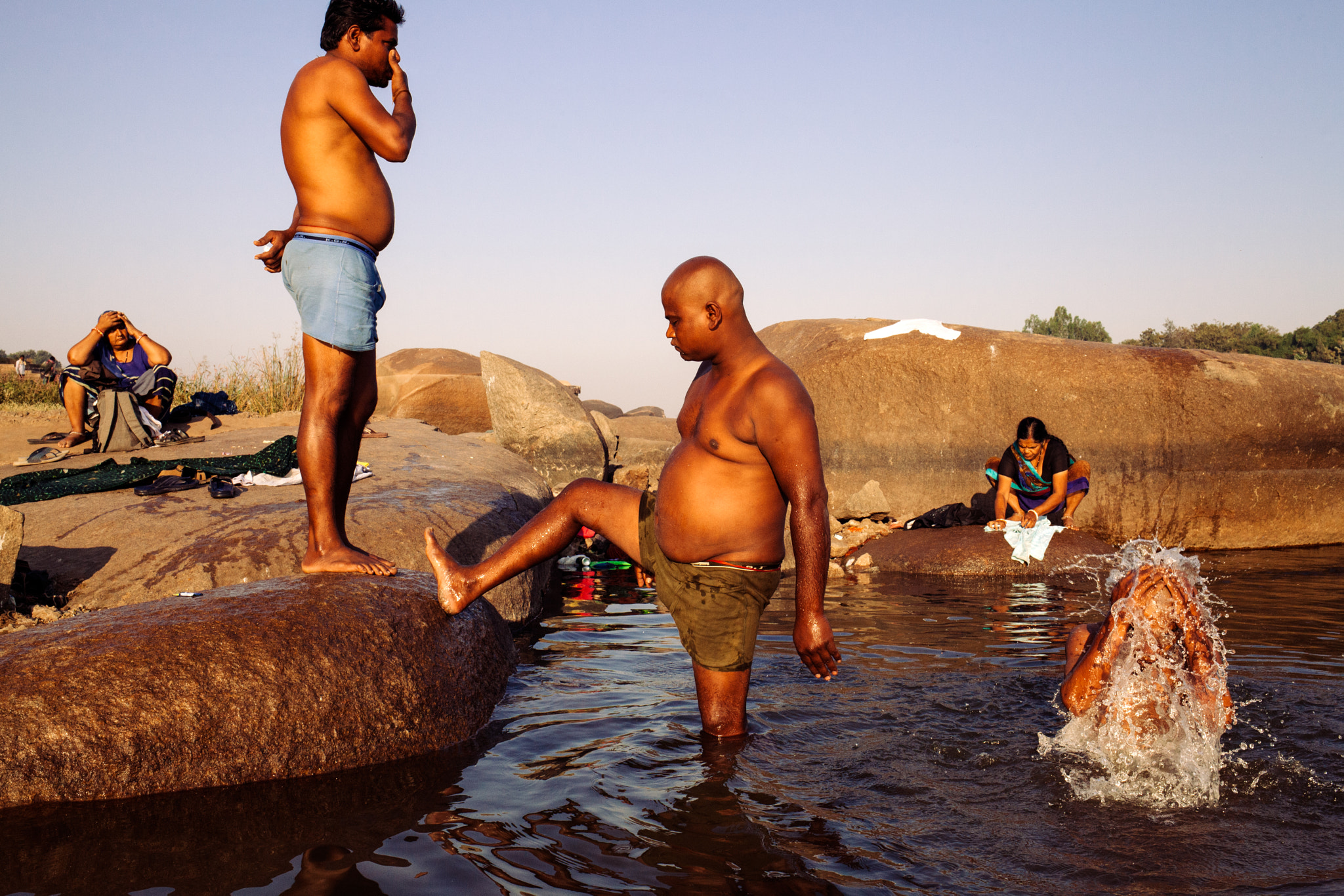 Canon EF 35mm F2 IS USM sample photo. Morning bath. hampi. karnataka. india. photography