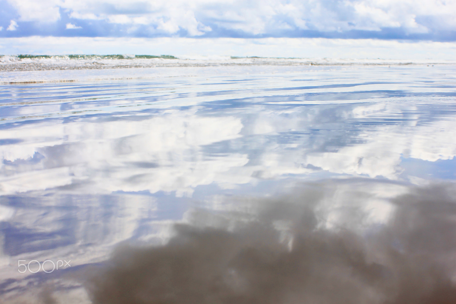 Canon EF 35-80mm f/4-5.6 sample photo. Liquid glass mirror photography