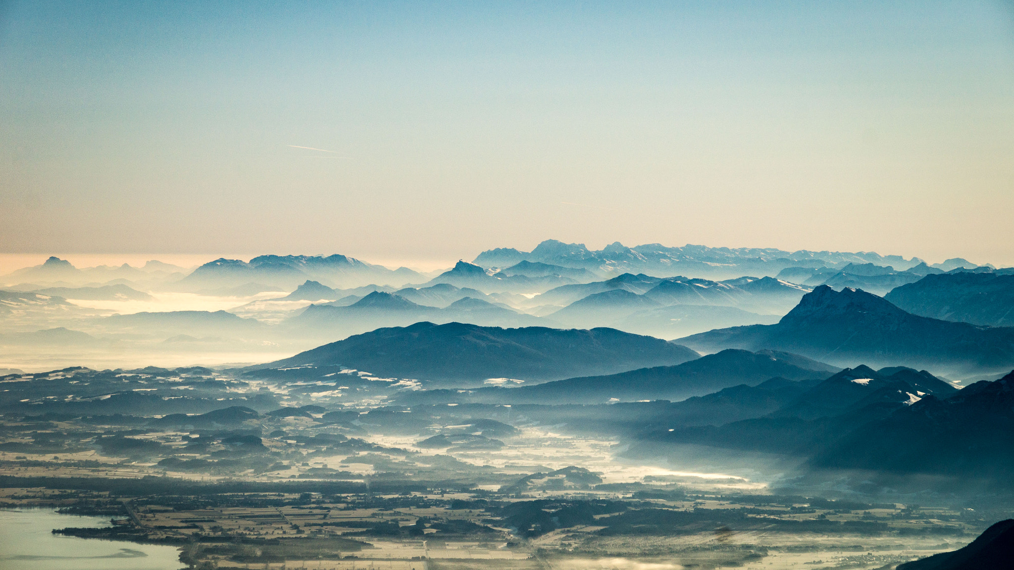 Sony DT 16-105mm F3.5-5.6 sample photo. Alps in morning mist. photography