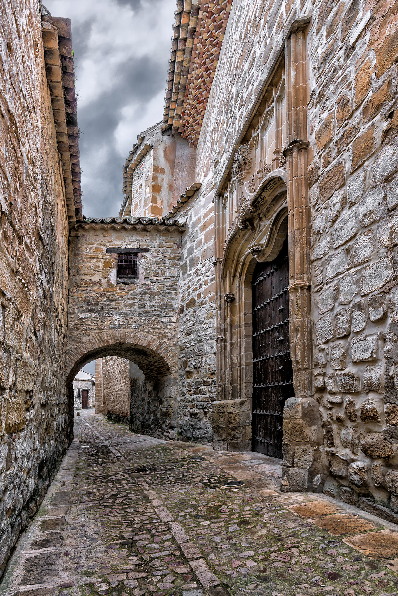 Nikon AF-S Nikkor 18-35mm F3.5-4.5G ED sample photo. Baeza, world heritage city photography