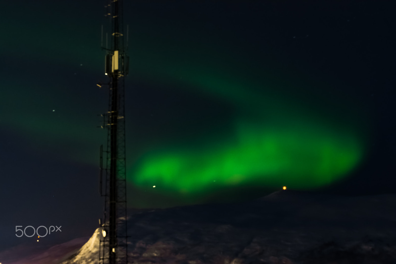 Nikon AF-S DX Micro Nikkor 40mm F2.8 sample photo. Tromsø photography