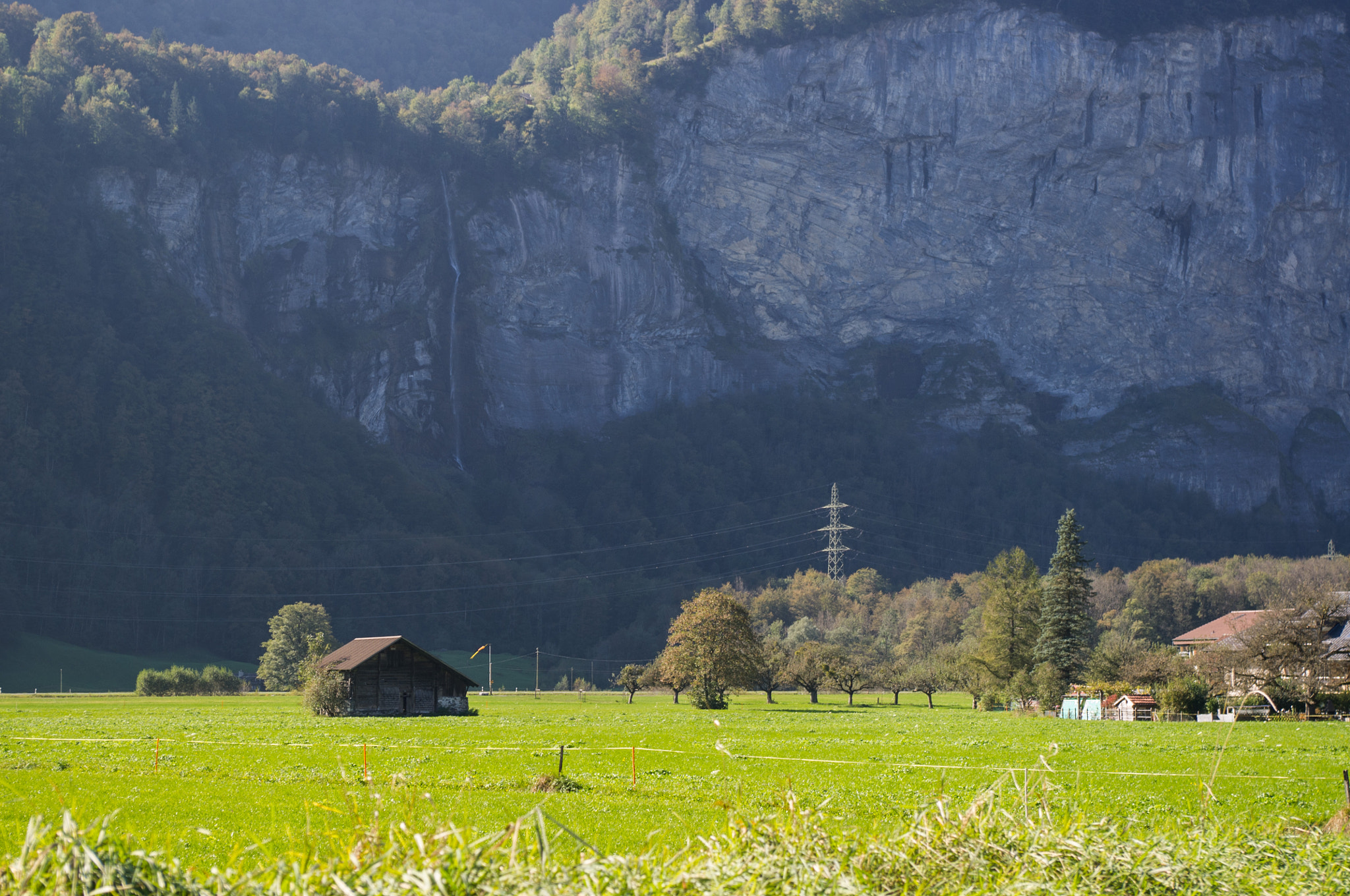 Pentax K-x sample photo. A shack next to meiringen waterfall photography