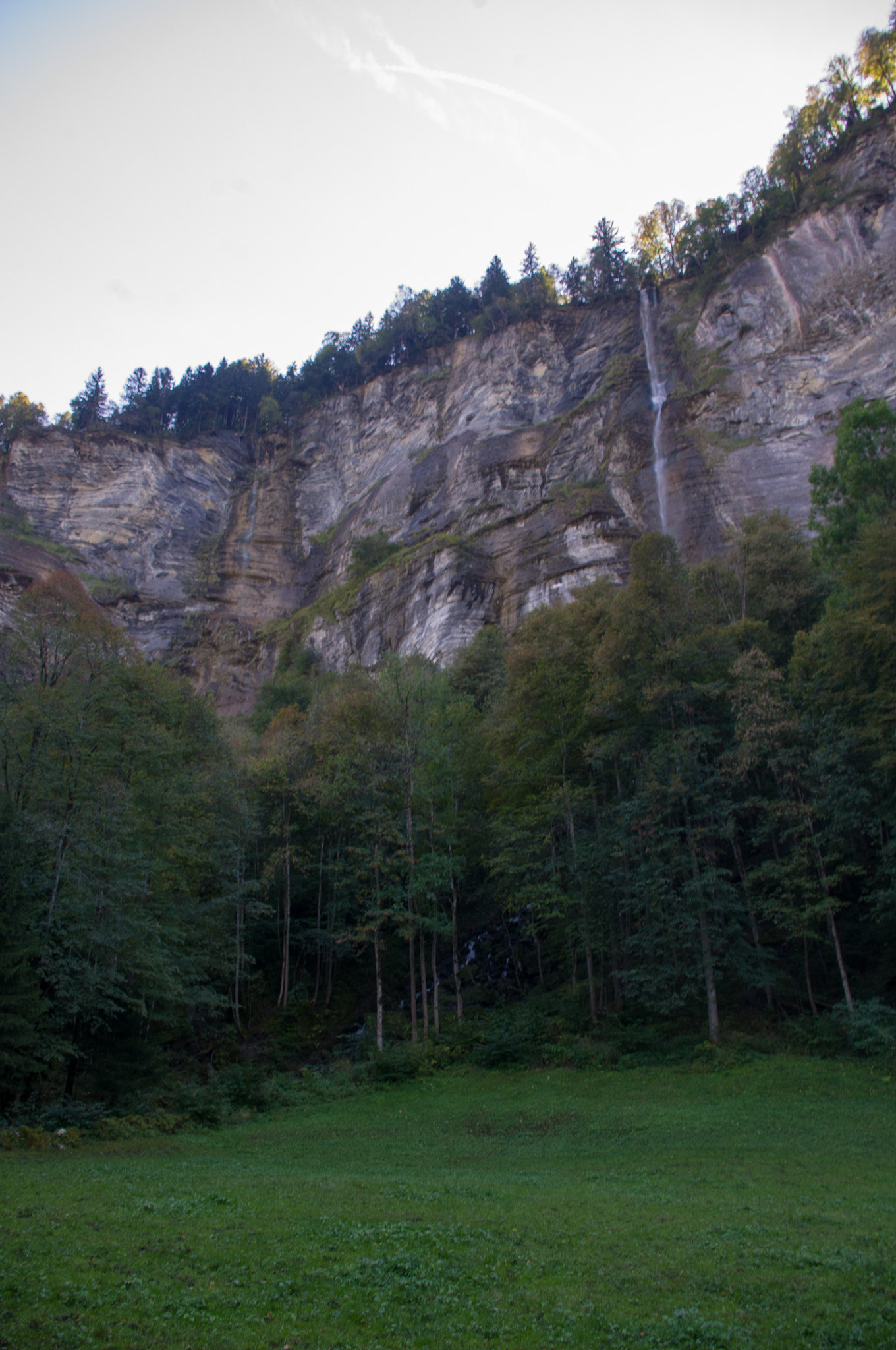 Pentax K-x sample photo. Meiringen, rock face and waterfall photography