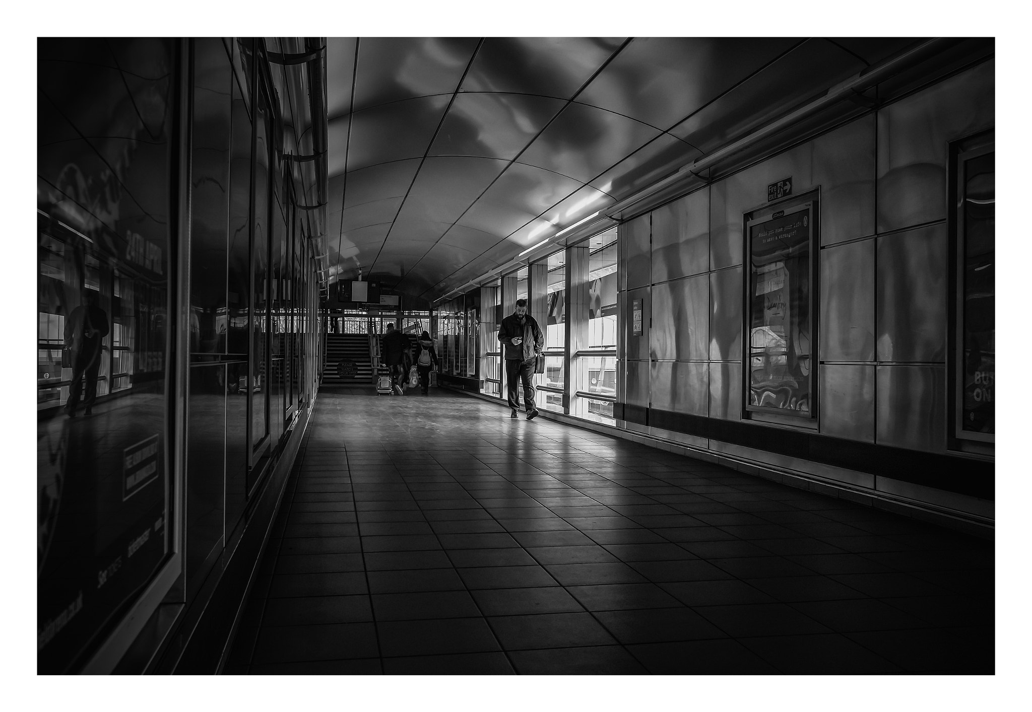 Fujifilm X-T1 sample photo. Just getting the train photography