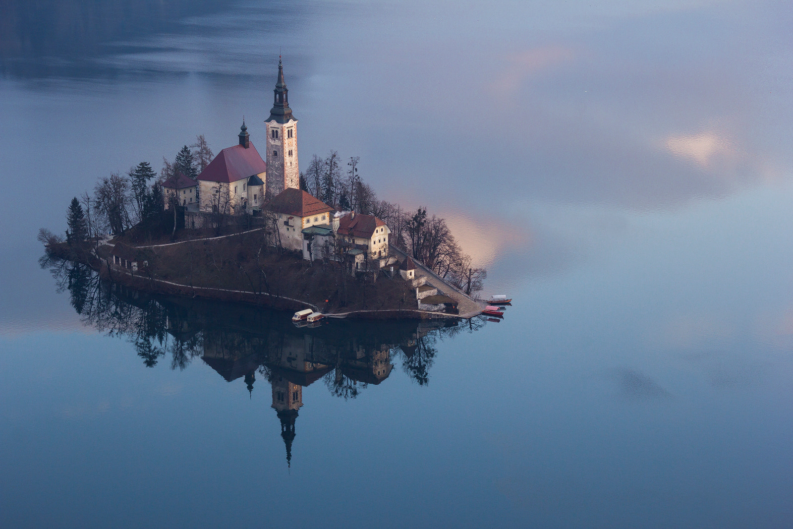 Canon EOS 60D + EF75-300mm f/4-5.6 sample photo. Bled church photography