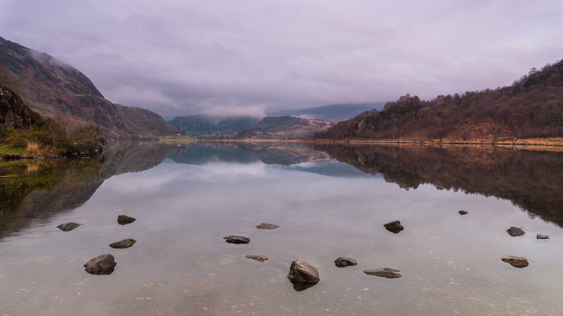 Nikon AF-S Nikkor 18-35mm F3.5-4.5G ED sample photo. Llyn dinas photography