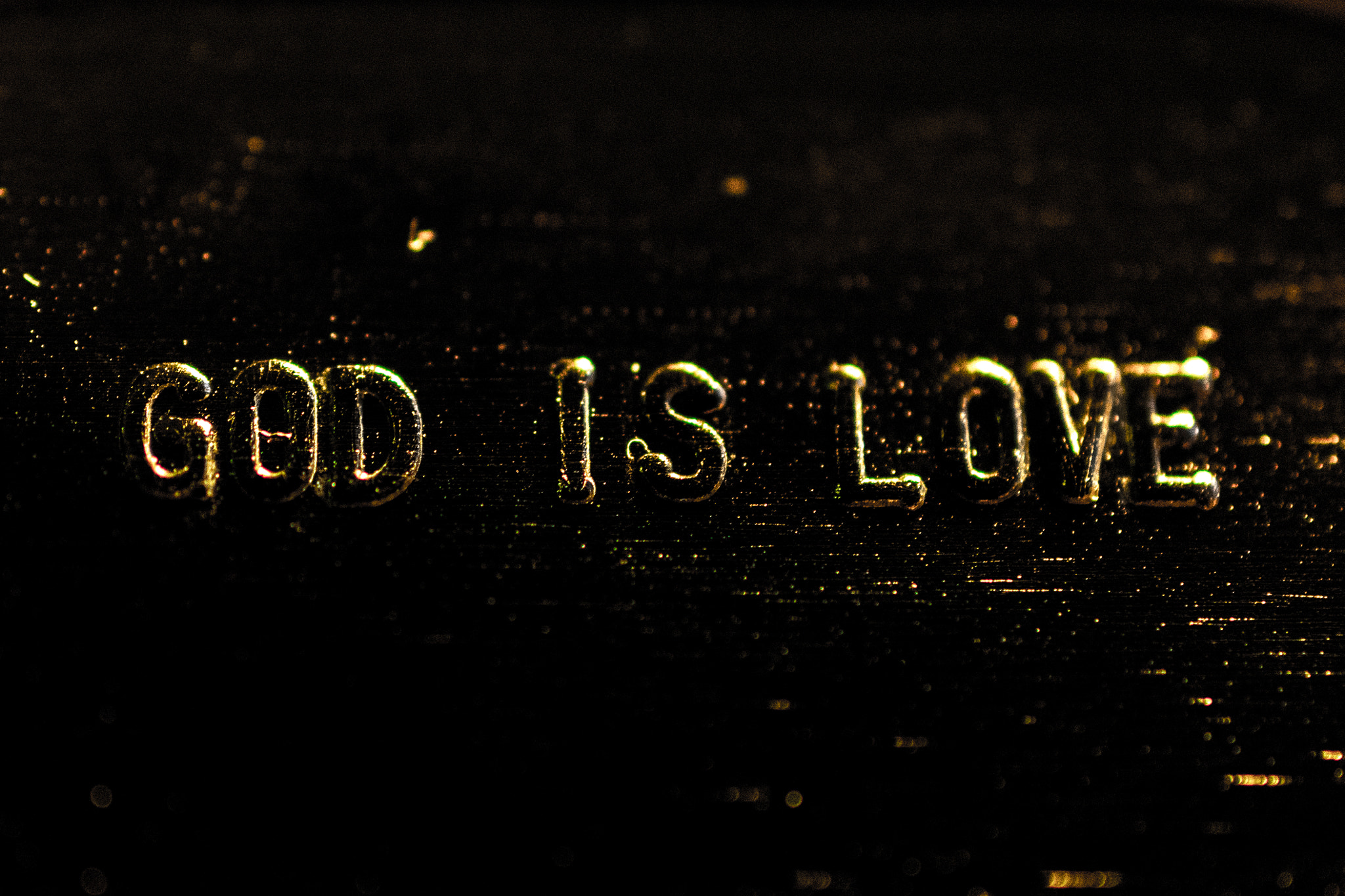 Nikon AF-S DX Micro Nikkor 40mm F2.8 sample photo. God is love photography
