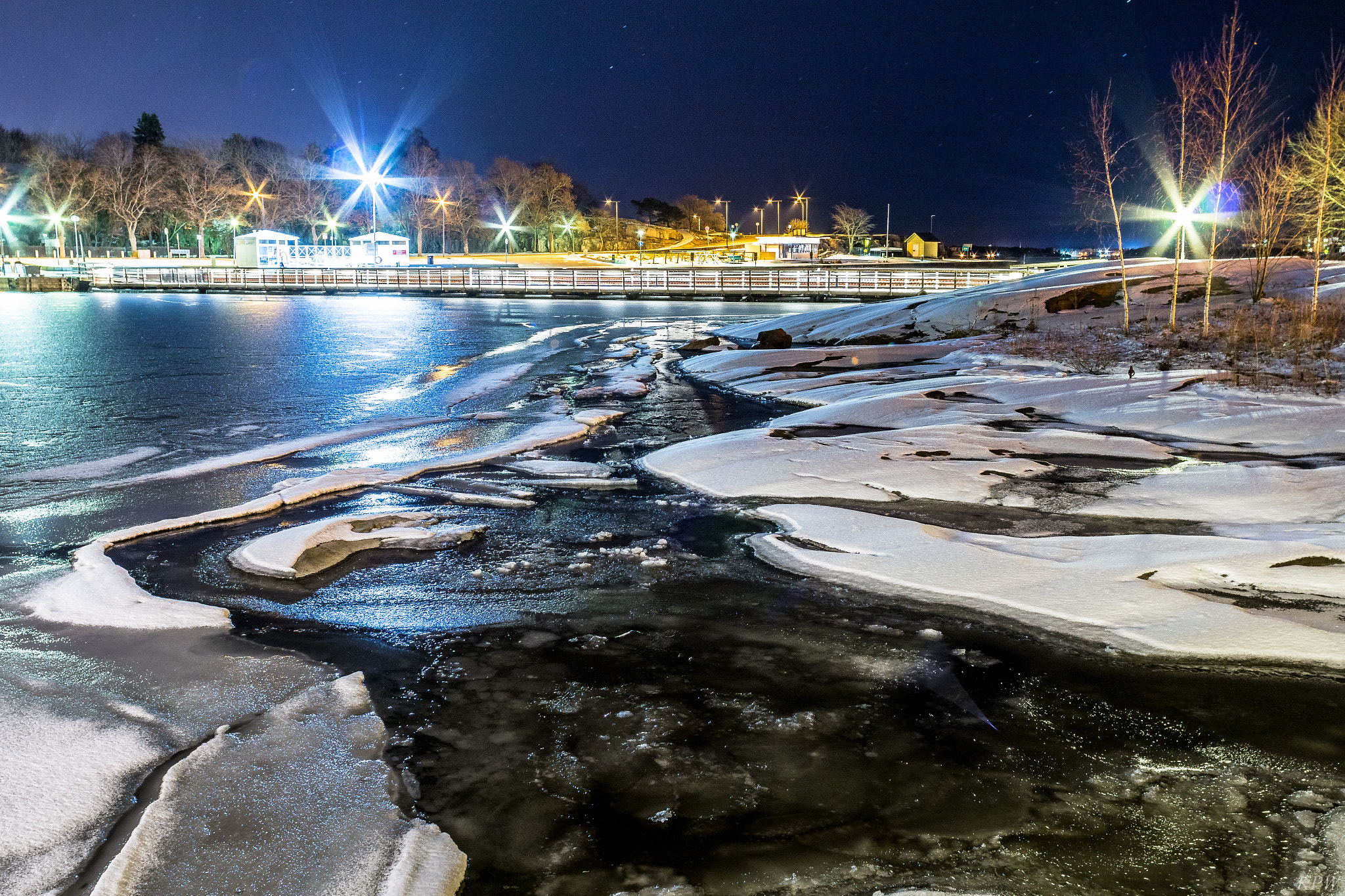 Canon EF 20mm F2.8 USM sample photo. Ice in the night photography
