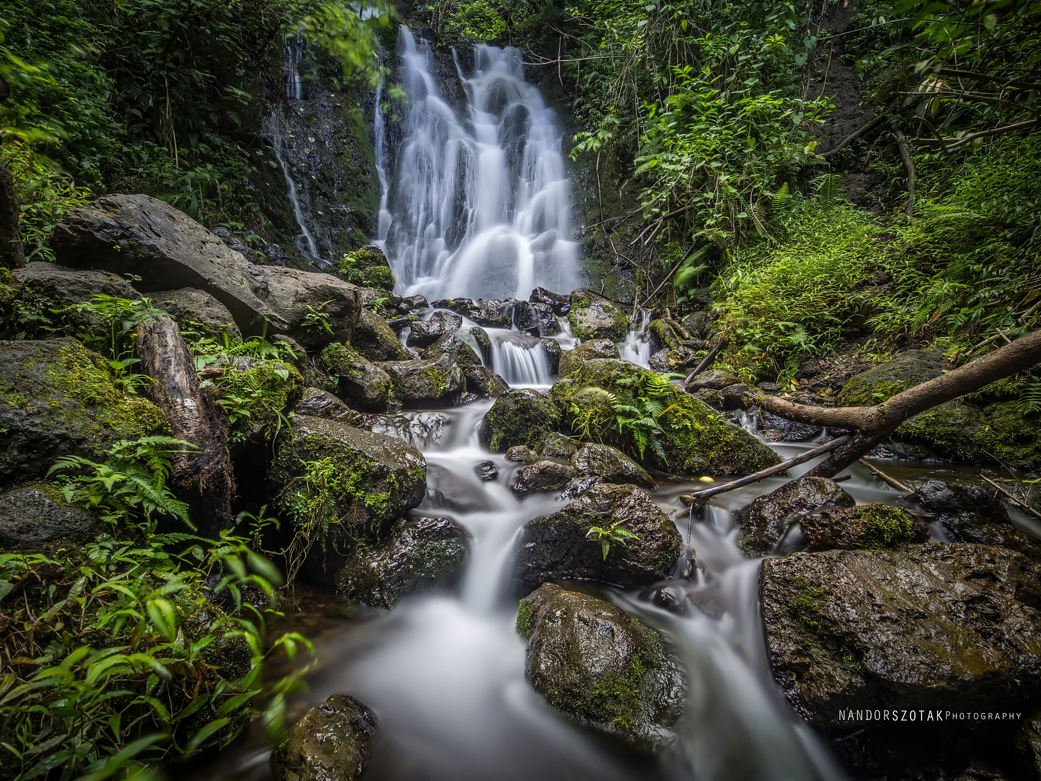 Olympus OM-D E-M5 + OLYMPUS M.9-18mm F4.0-5.6 sample photo. Waihe'e falls photography