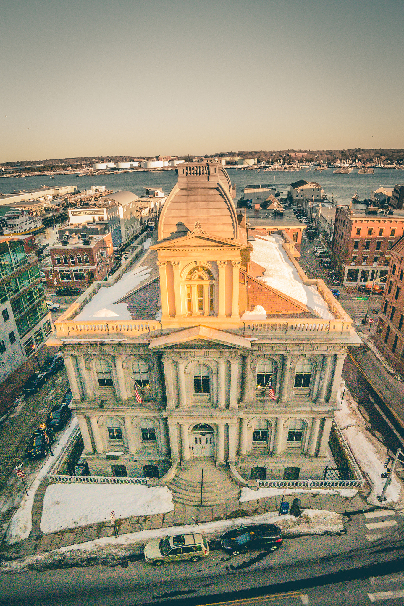 Samyang 14mm F2.8 ED AS IF UMC sample photo. Portland custom house photography