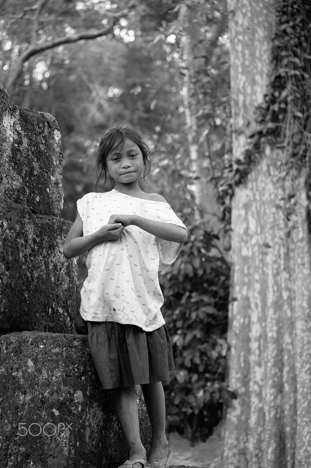 Nikon AF-S Nikkor 70-200mm F4G ED VR sample photo. A smile little girl photography