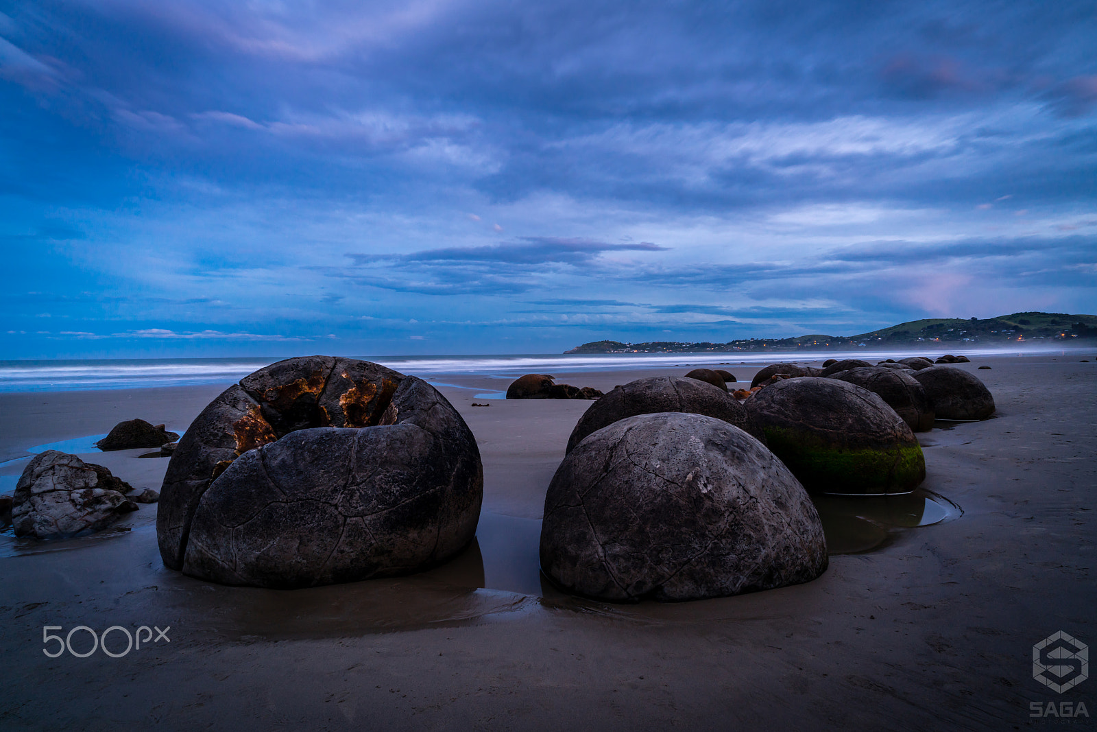 Sony a7R II sample photo. Moeraki boulders photography