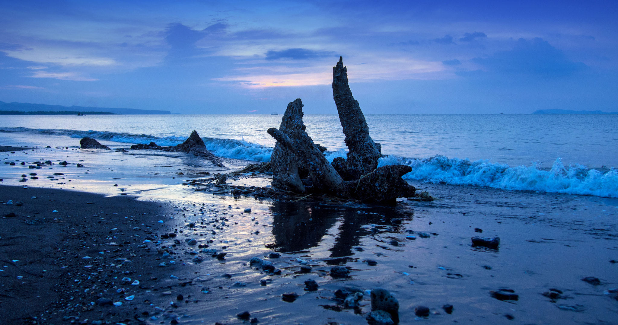 Olympus PEN E-PM2 sample photo. Philippine sunset photography