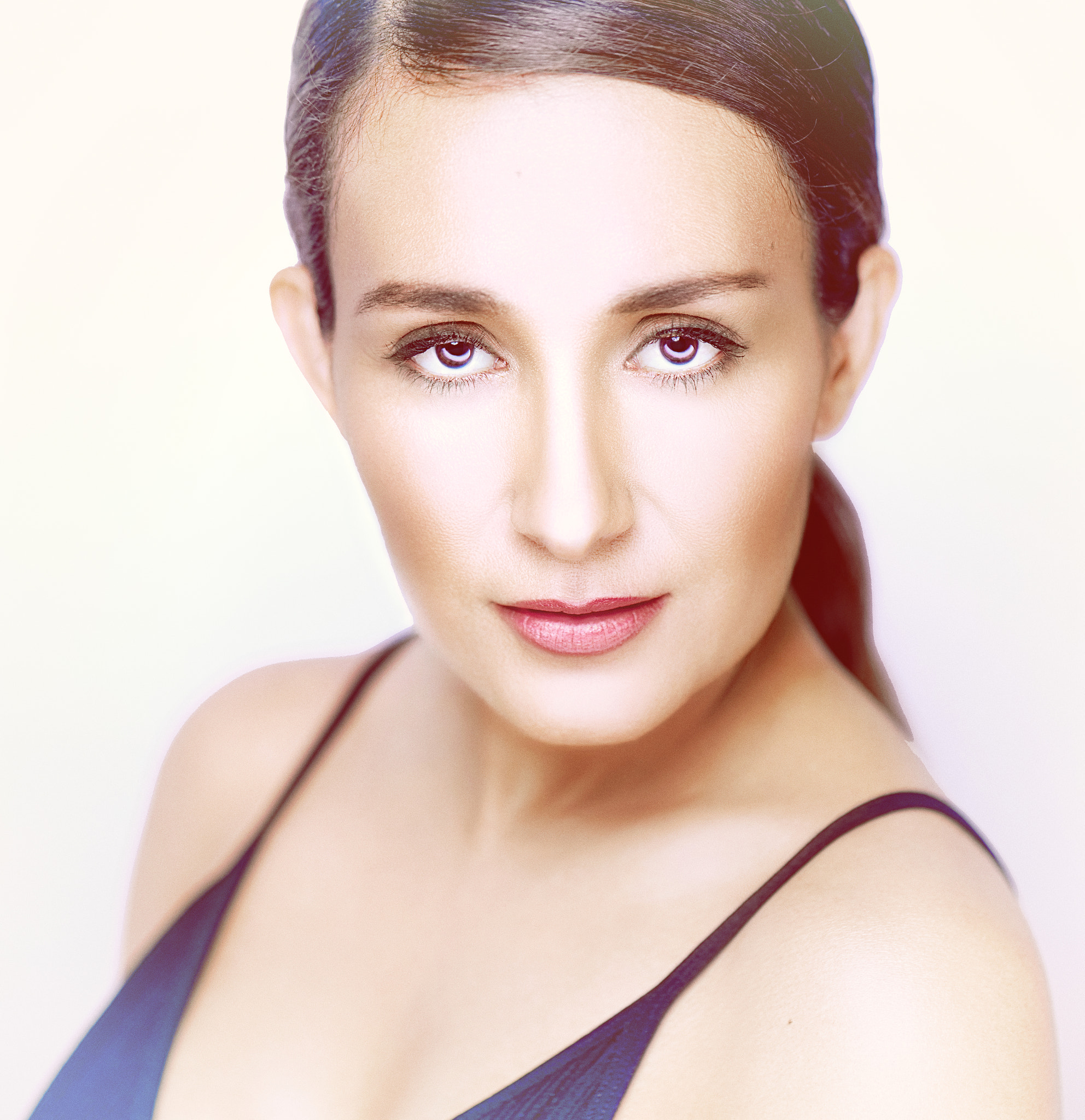 ZEISS Batis 85mm F1.8 sample photo. Vintage catalina photography