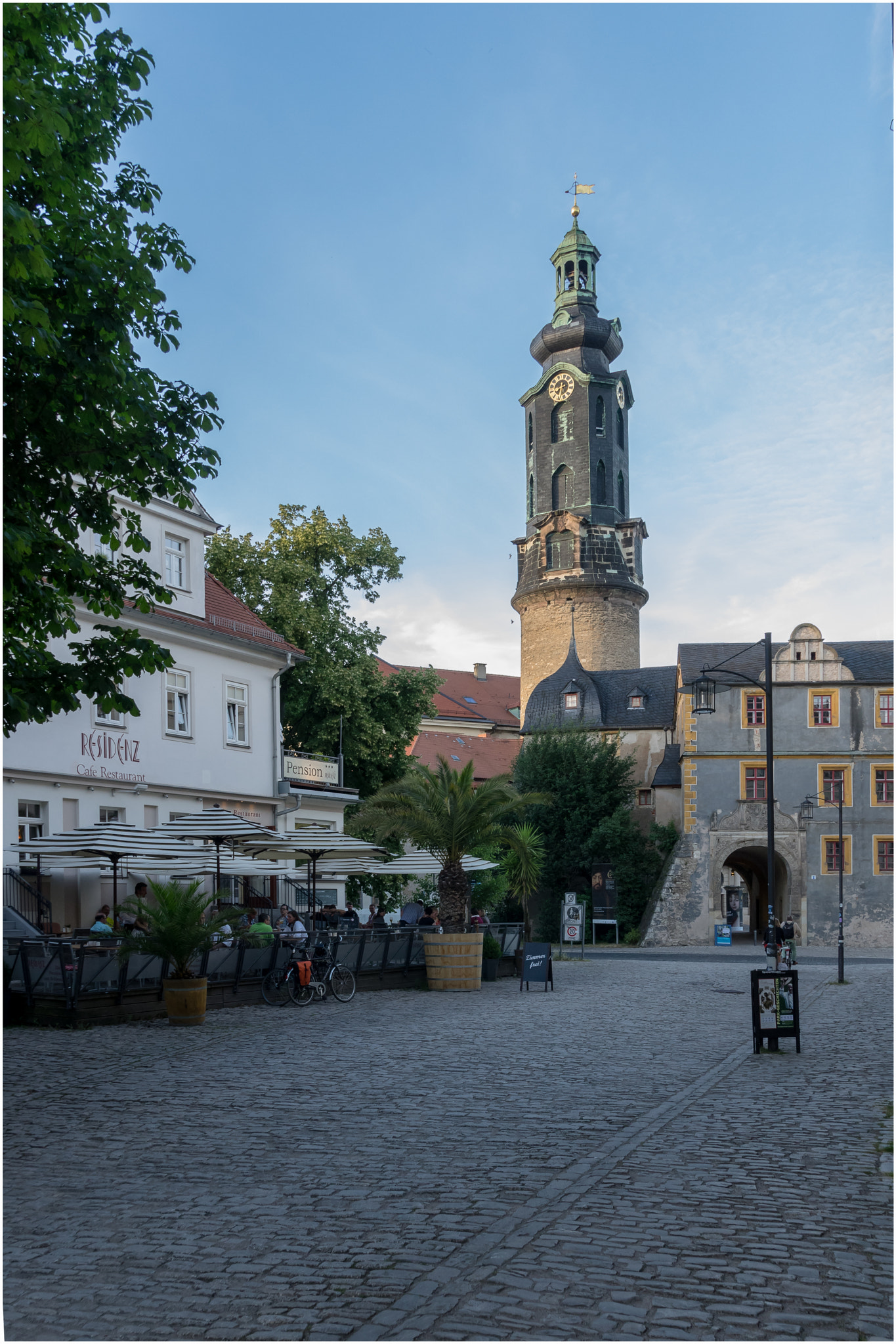 Sigma 17-50mm F2.8 EX DC HSM sample photo. Schlossturm stadtschloß weimar photography
