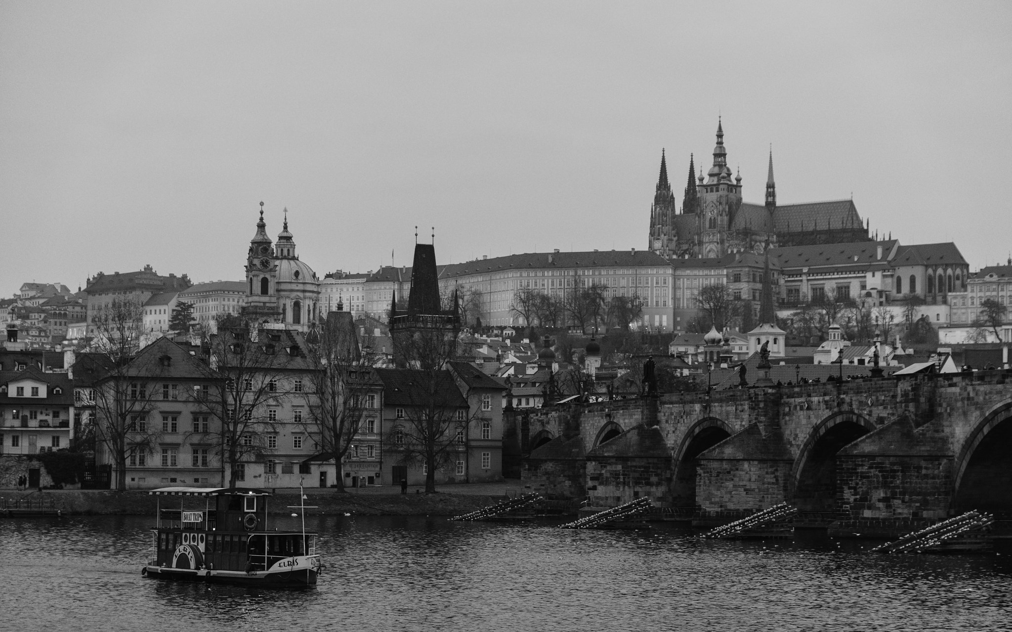 Nikon D610 + Sigma 24-105mm F4 DG OS HSM Art sample photo. Prague photography