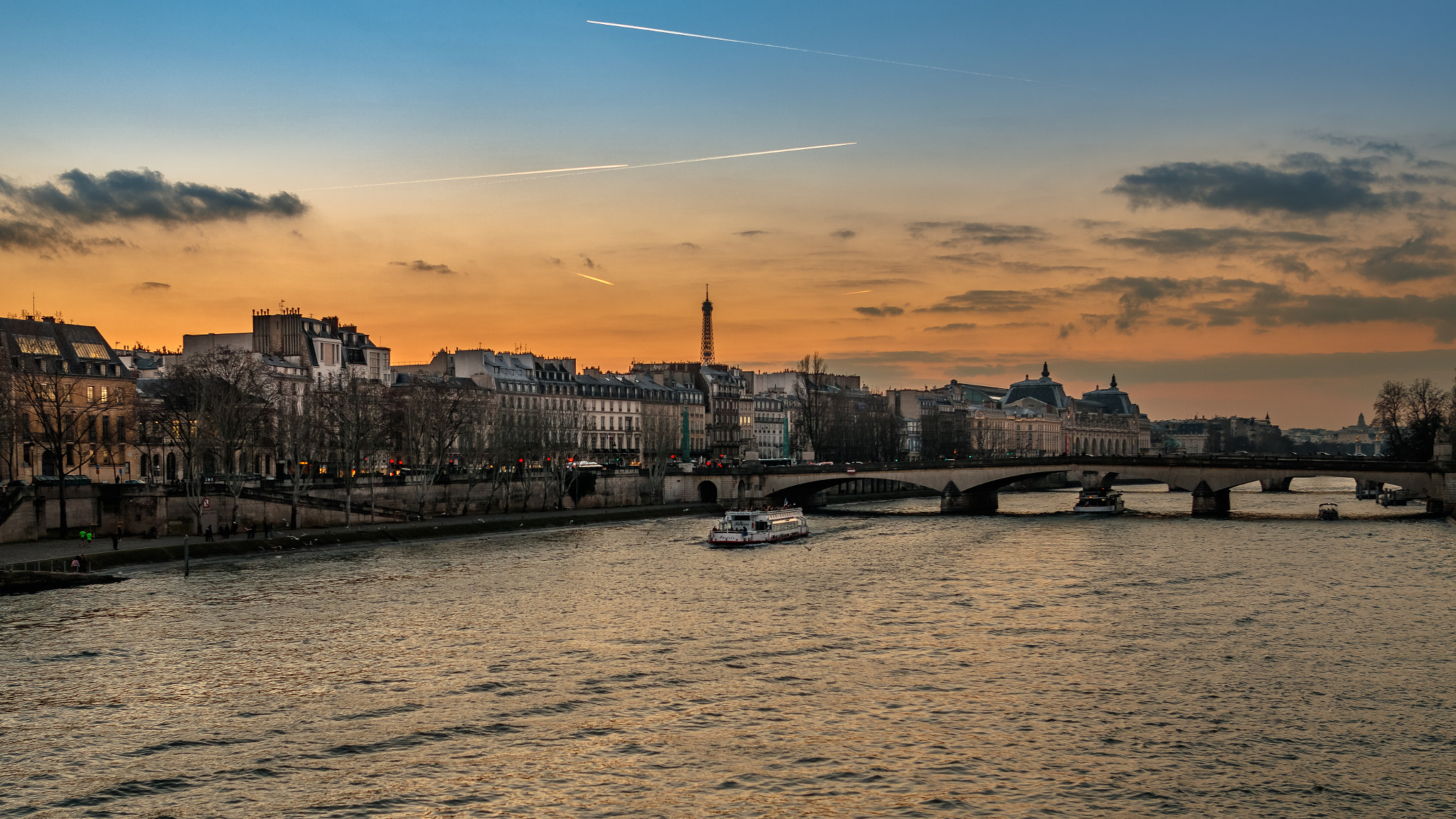 Sigma 24mm F1.4 DG HSM Art sample photo. Sunset over orsay museum  photography