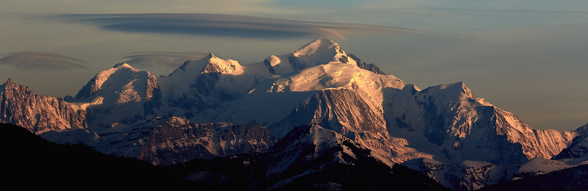Canon EOS 7D Mark II sample photo. Mont-blanc from mont mourex photography