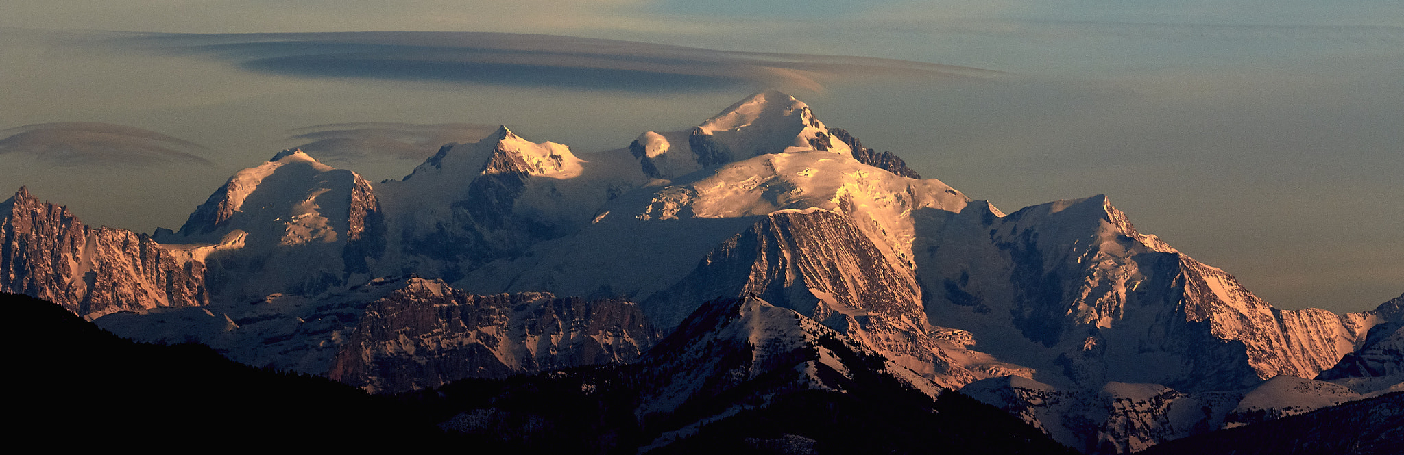 Canon EF 70-200mm F2.8L USM sample photo. Mont-blanc from mont mourex photography