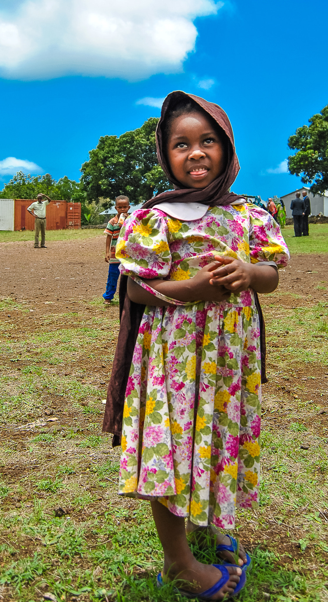 Nikon D3000 sample photo. Mtsamodou region village girl photography