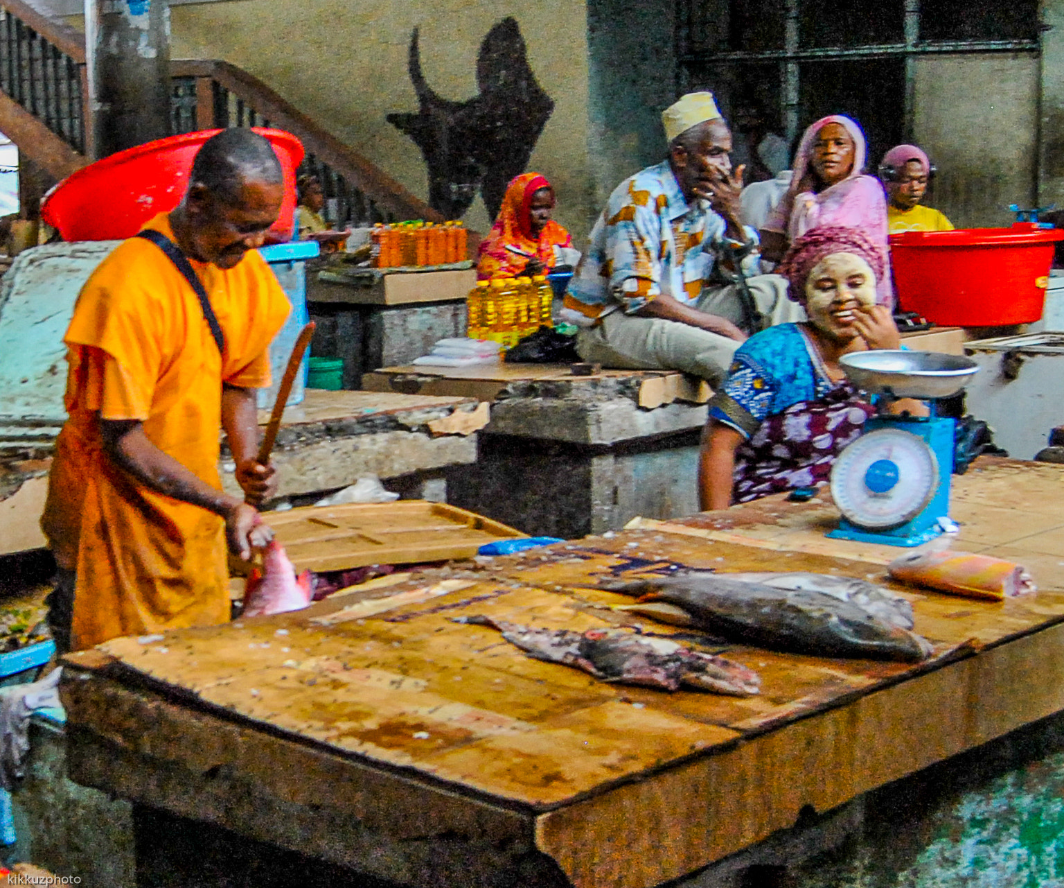 Nikon D3000 sample photo. Moroni volovolo market a () photography