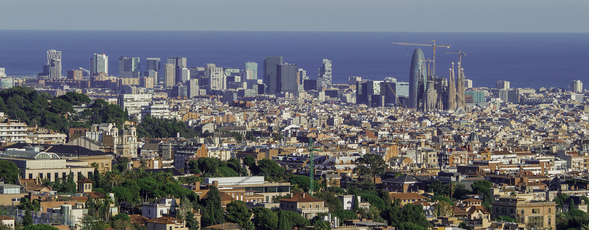 Canon EF 70-300mm F4-5.6 IS USM sample photo. Vista de barcelona desde el parque de atracciones tibidabo photography