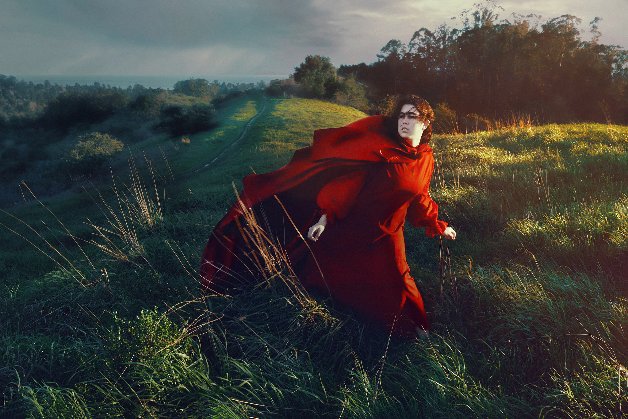 Fujifilm X-T2 + Fujifilm XF 23mm F1.4 R sample photo. The red witch photography