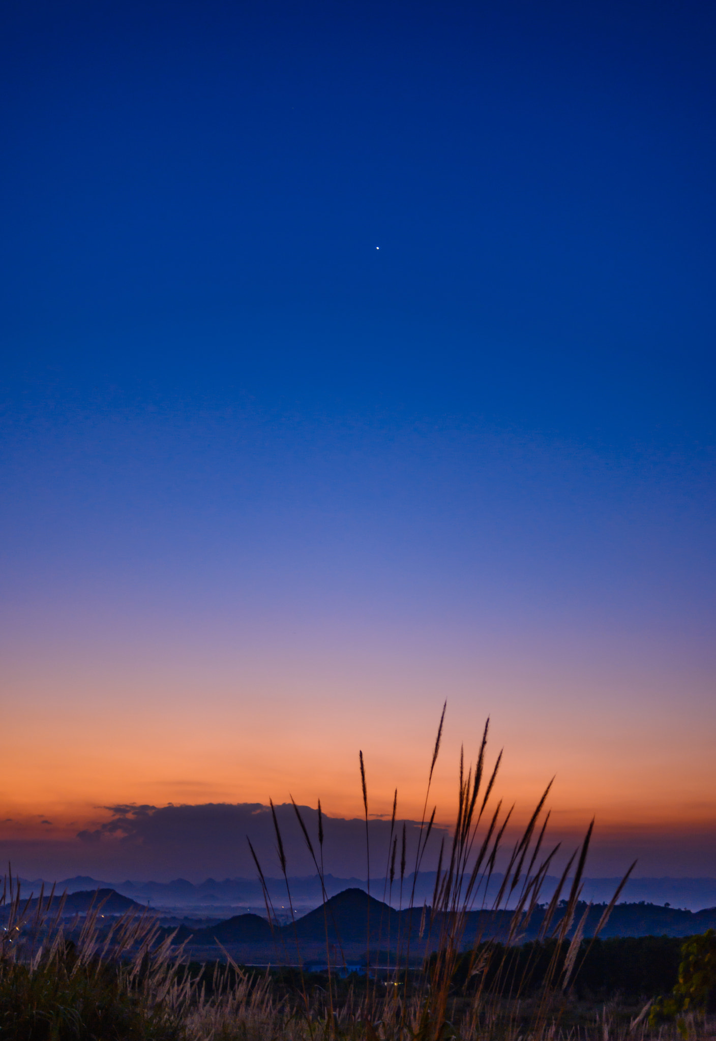 Nikon D600 sample photo. Sunset_bai dinh_pagoda photography