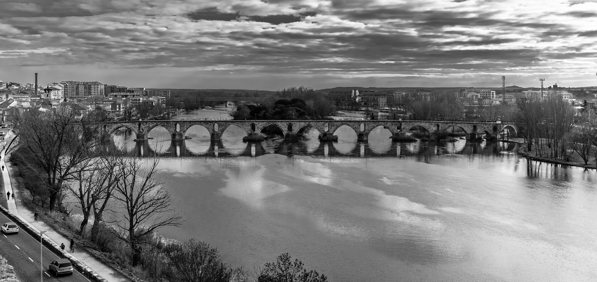 Canon EF 35mm F1.4L II USM sample photo. Puente sobre el duero, zamora photography