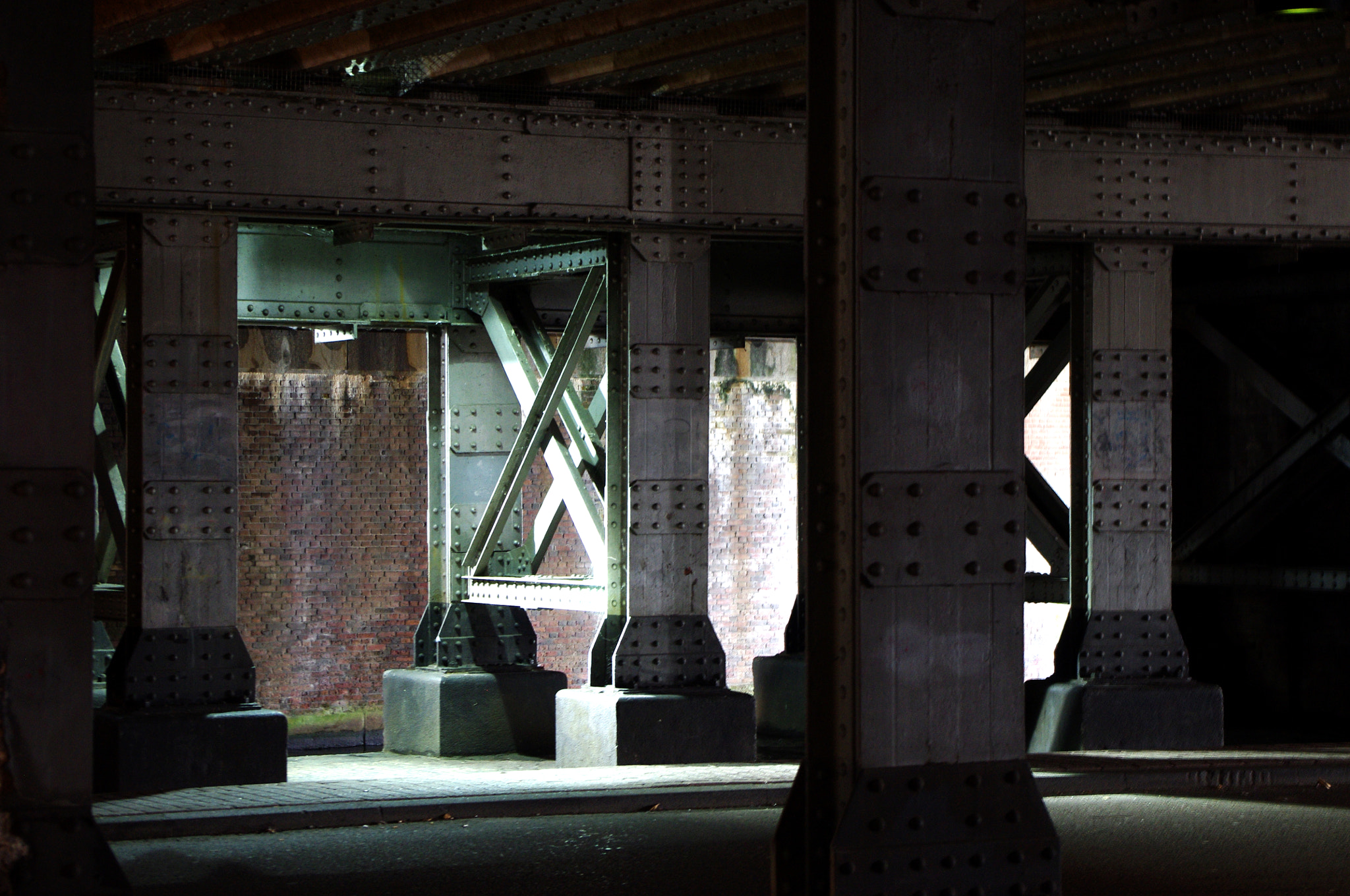 Pentax K-x sample photo. Breakthrough 2 photography