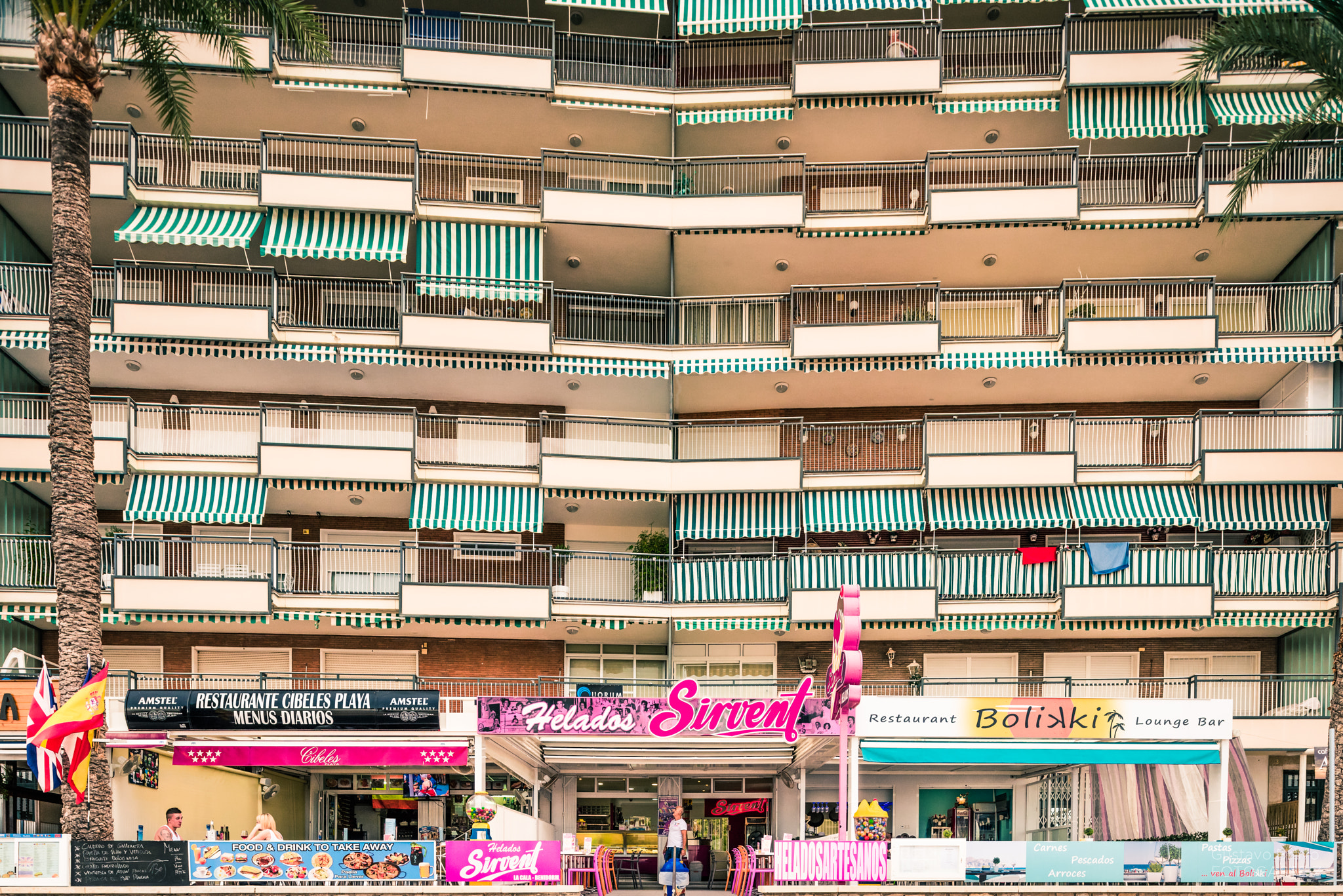 Nikon D810 + Nikon PC-E Nikkor 24mm F3.5D ED Tilt-Shift sample photo. Serie 'lugar' - apartamentos en benidorm photography