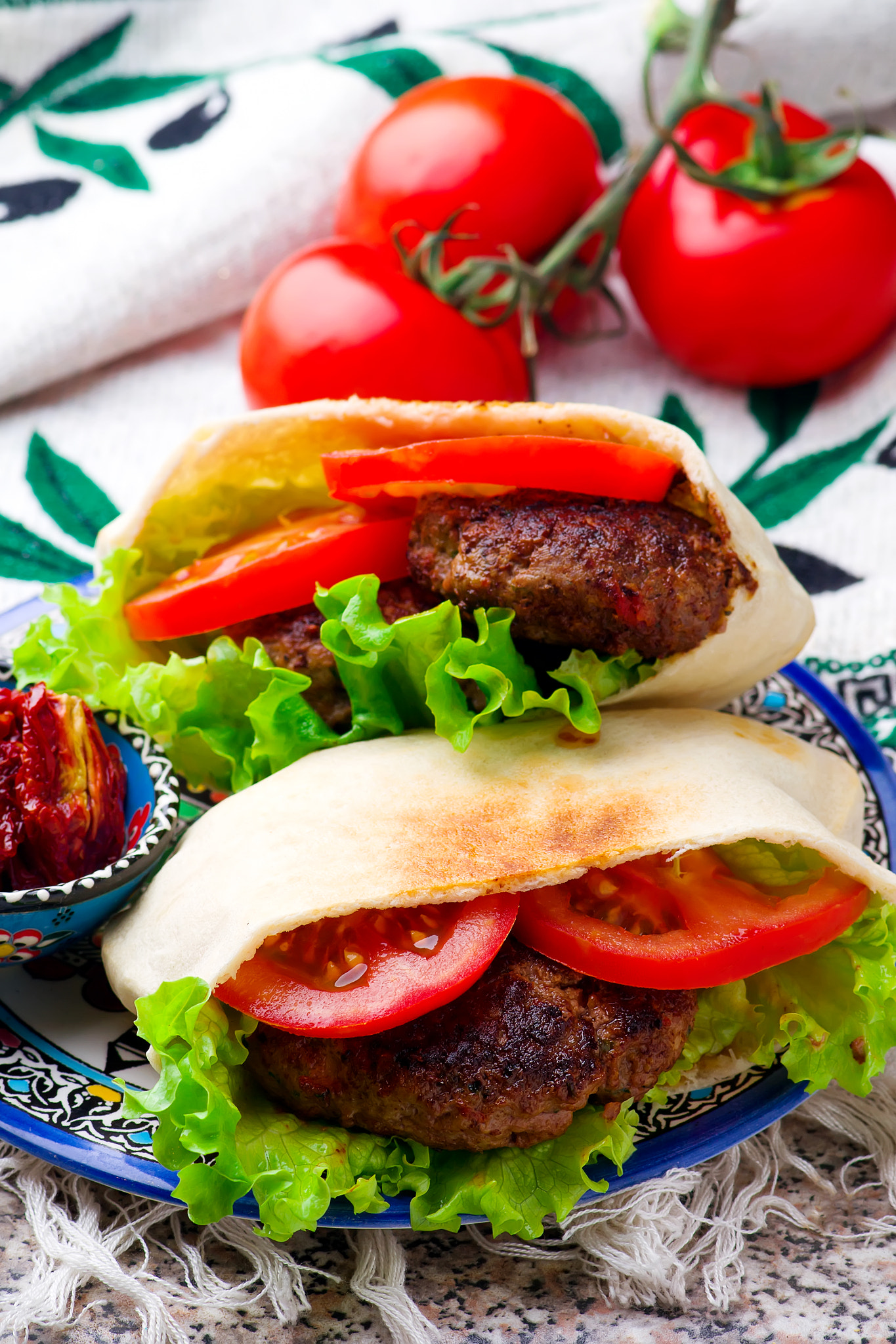 Nikon AF-S Micro-Nikkor 105mm F2.8G IF-ED VR sample photo. Mediterranean lamb burger photography