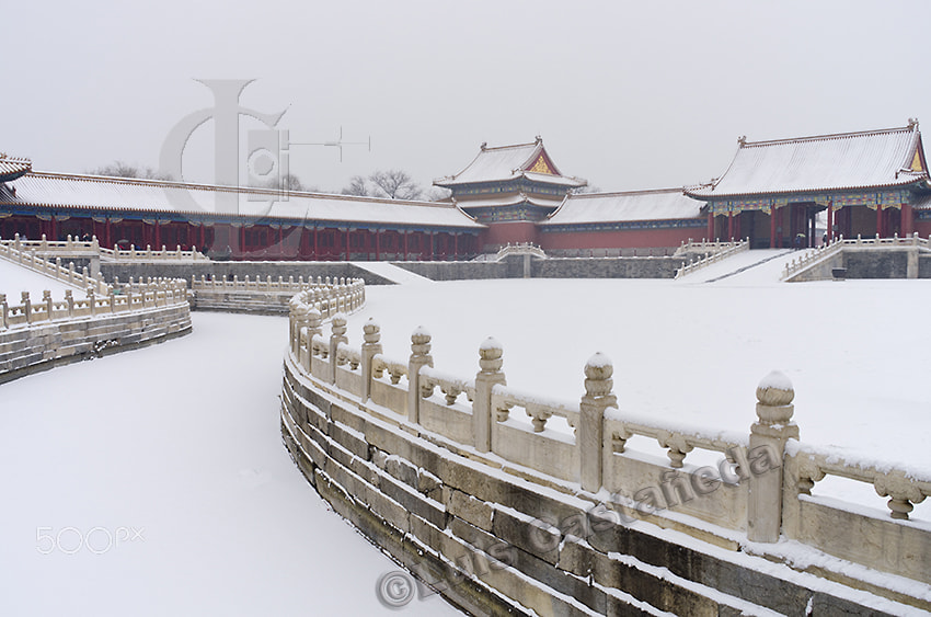 Pentax K-5 sample photo. The forbidden city in winter photography