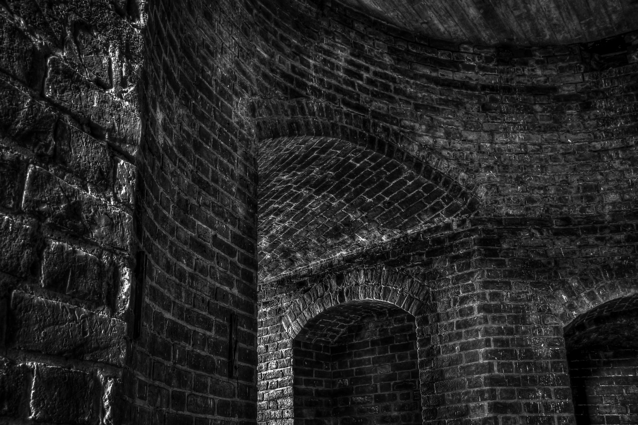 Canon EOS 60D sample photo. Ruin bw photography