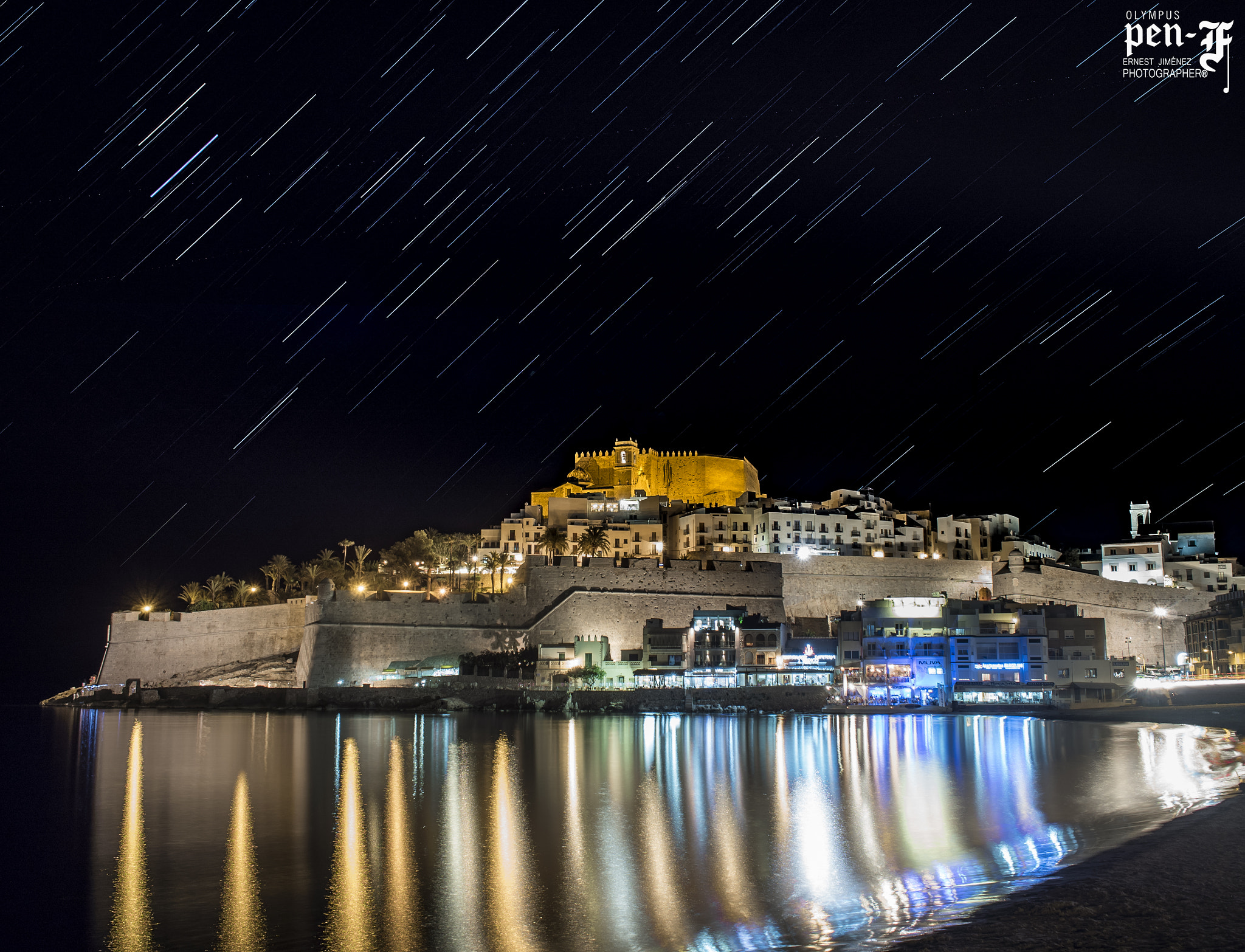 Olympus PEN E-PL7 sample photo. Peñiscola's castle beneath the stars !! photography