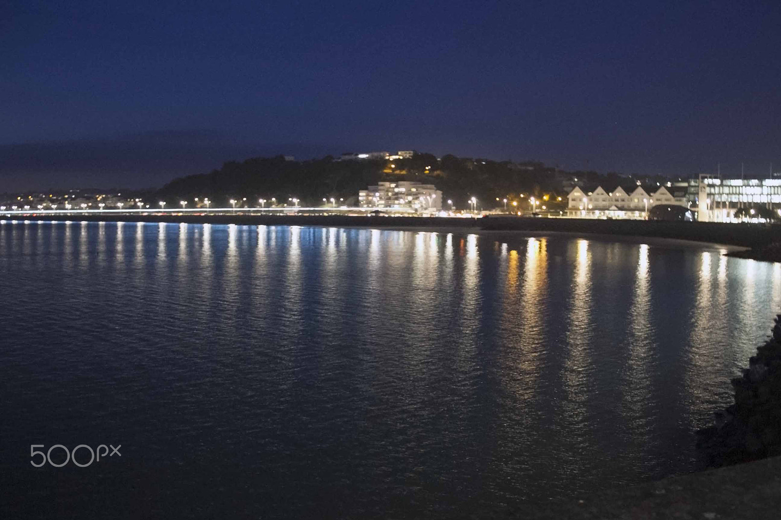 Canon EF-S 18-55mm F3.5-5.6 IS sample photo. Bay at night photography