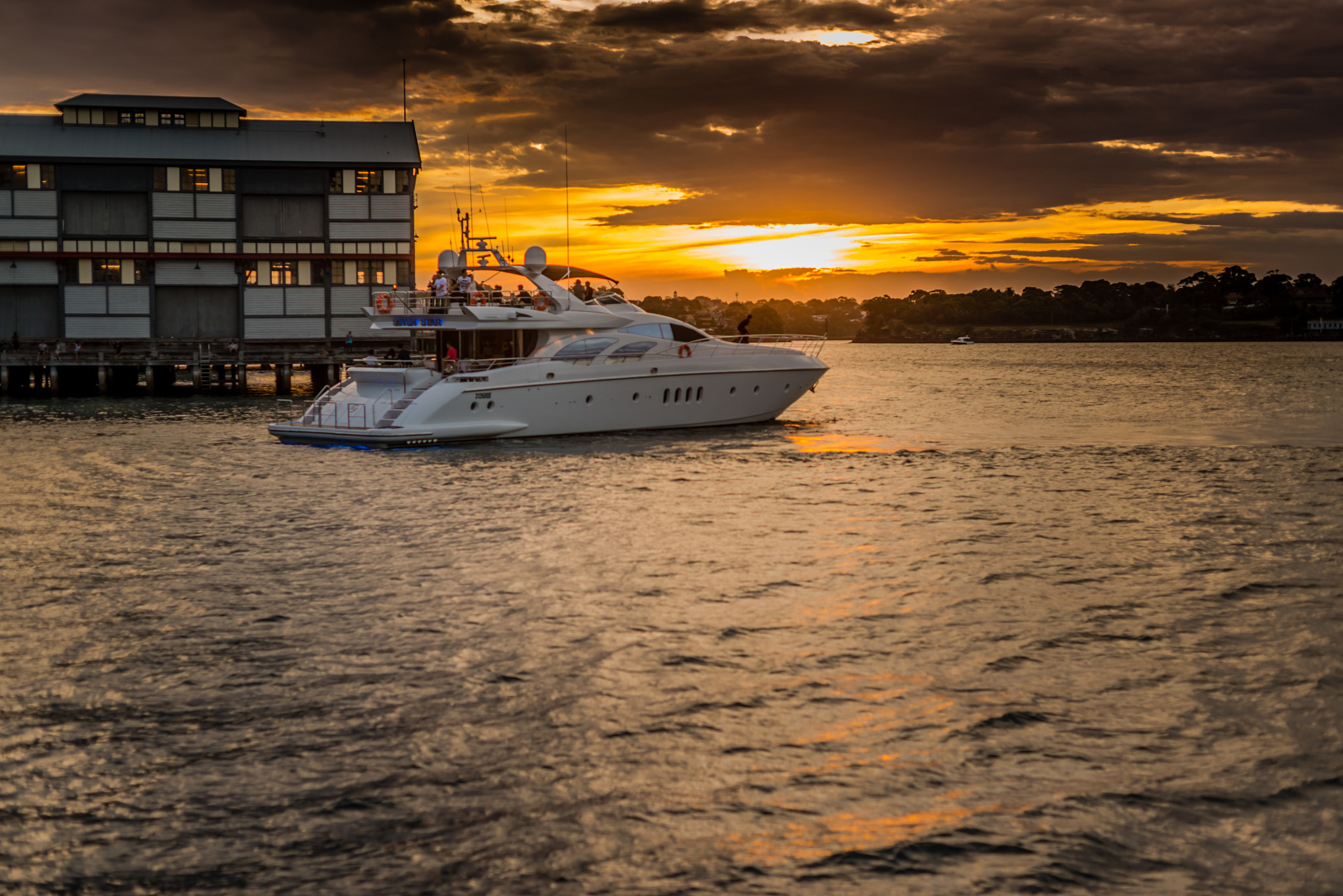 Nikon D800E + Nikon AF-S Nikkor 50mm F1.4G sample photo. Sunset cruiser photography