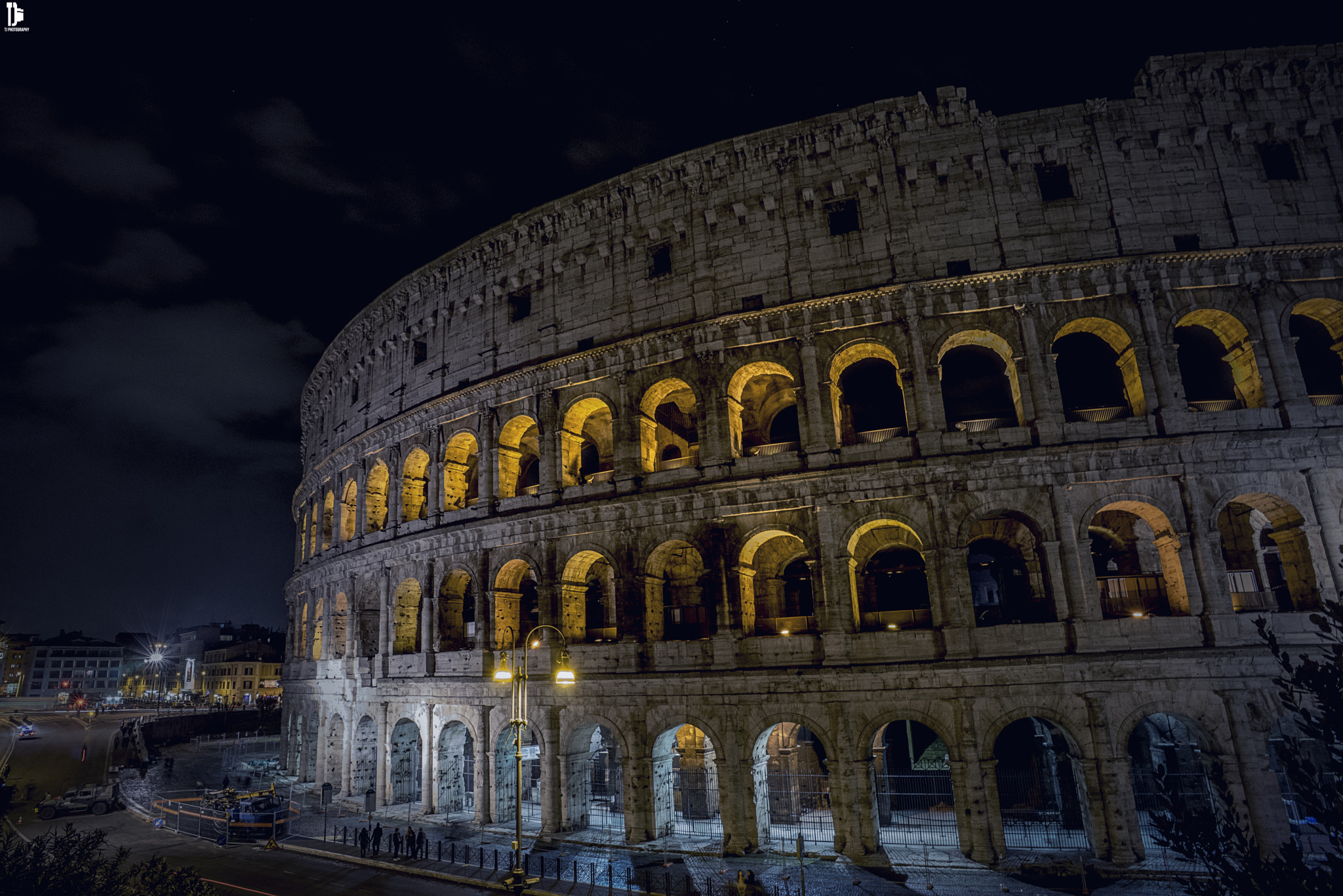 Sony a7 sample photo. Colosseum photography