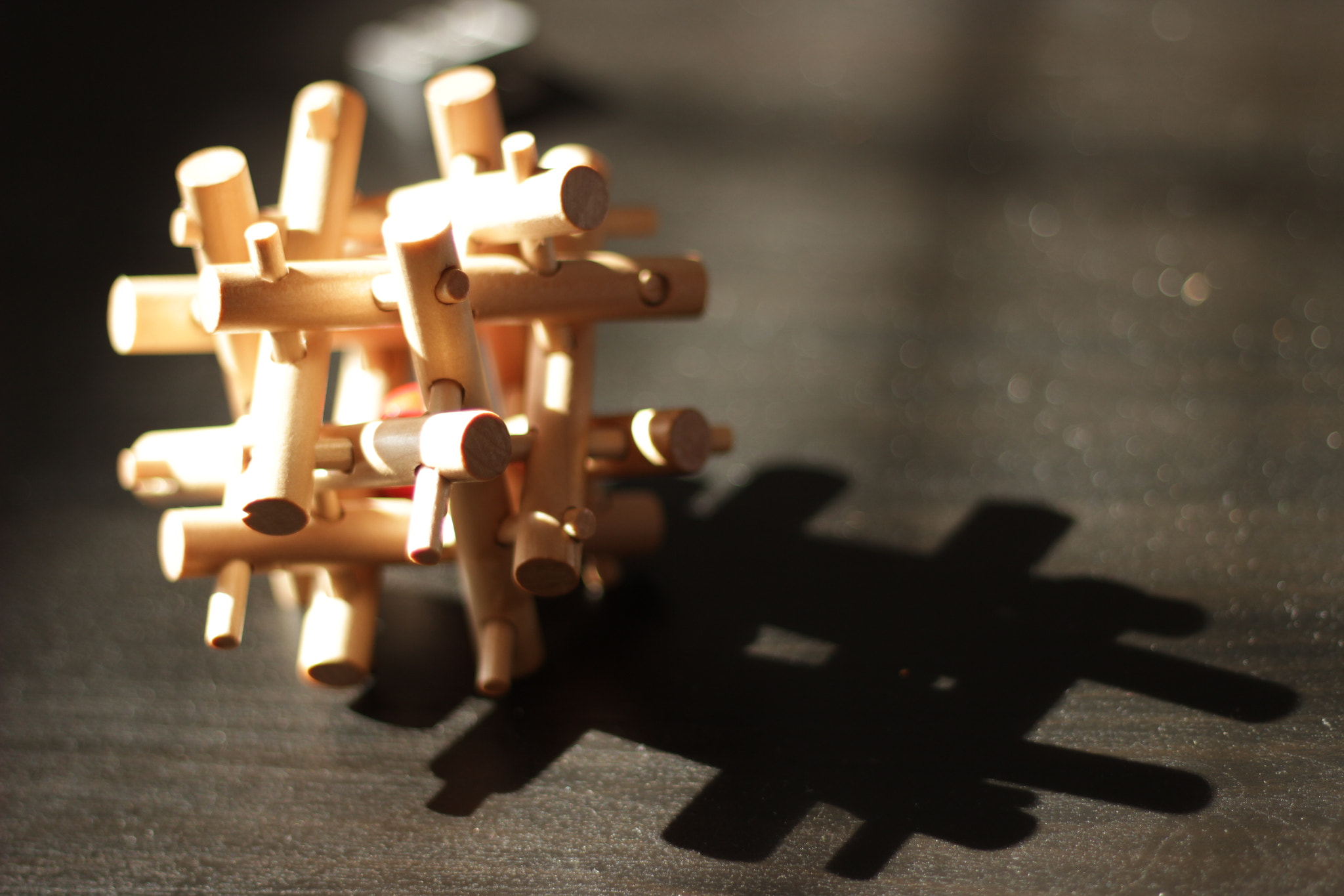Canon EOS 600D (Rebel EOS T3i / EOS Kiss X5) sample photo. Wooden puzzle photography