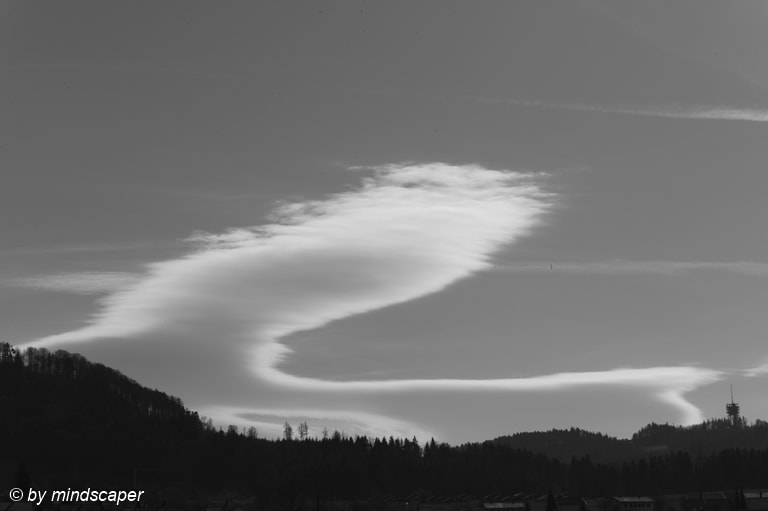 Summilux-M 75mm f/1.4 sample photo. Spring cloud at the skyline photography